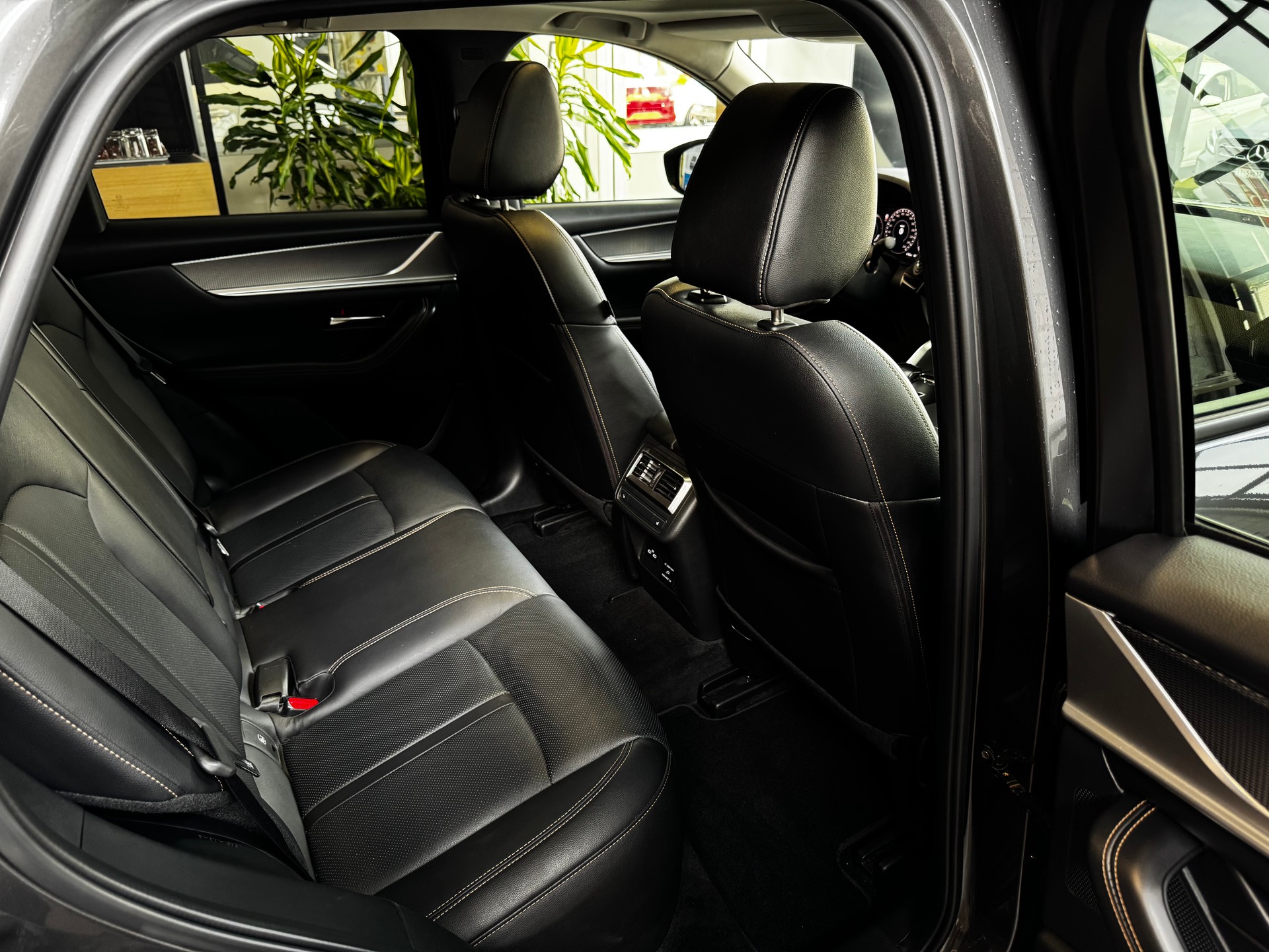 MAZDA CX-60 e-Skyactiv PHEV 327 AWD Homura-image-9