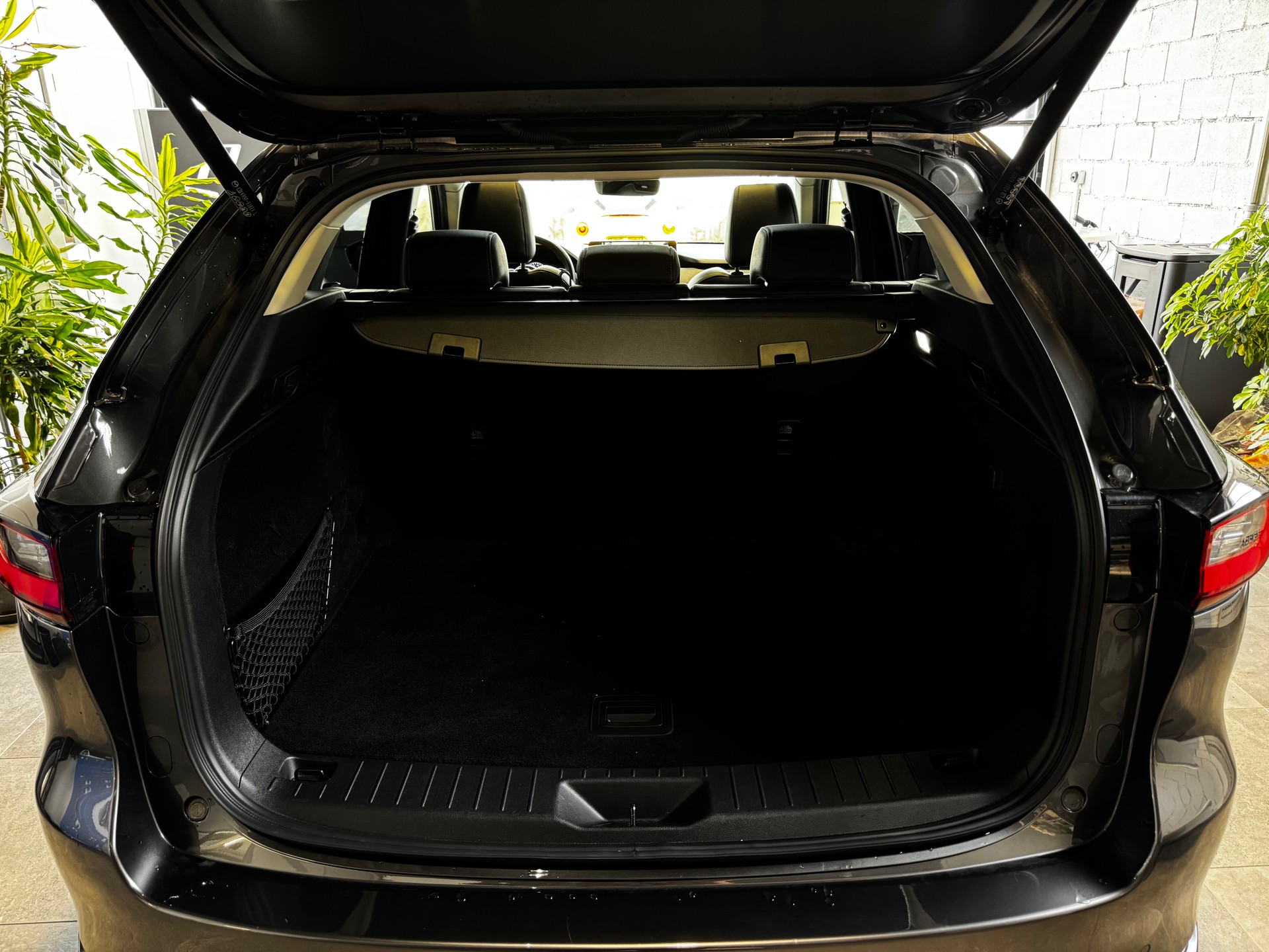 MAZDA CX-60 e-Skyactiv PHEV 327 AWD Homura-image-12