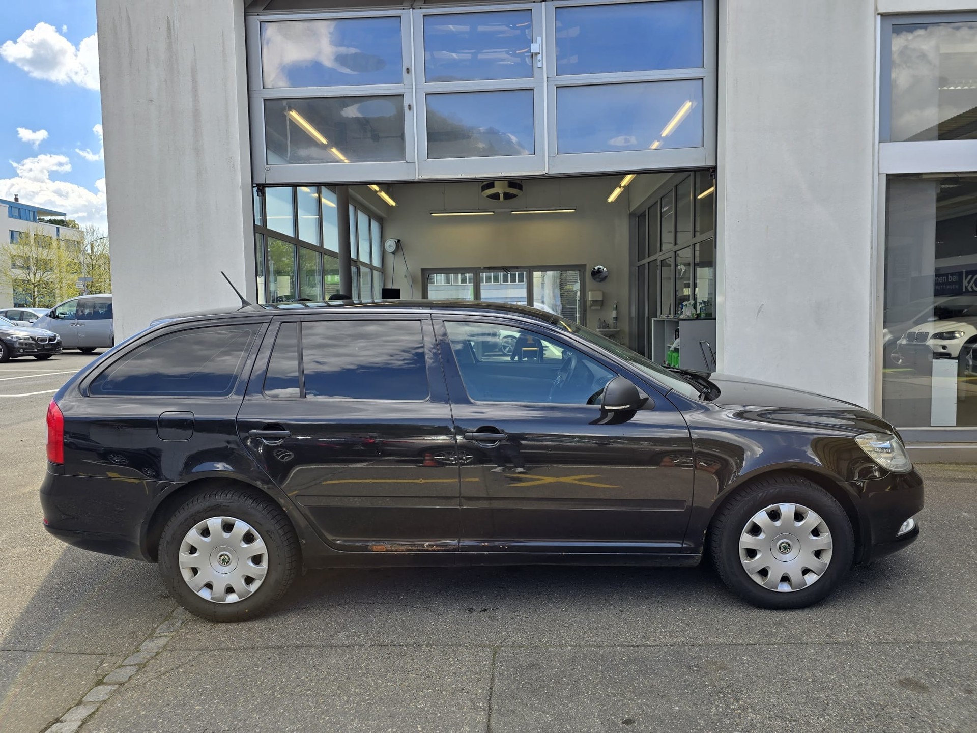 SKODA Octavia Combi 1.2 TSI Clever-image-4