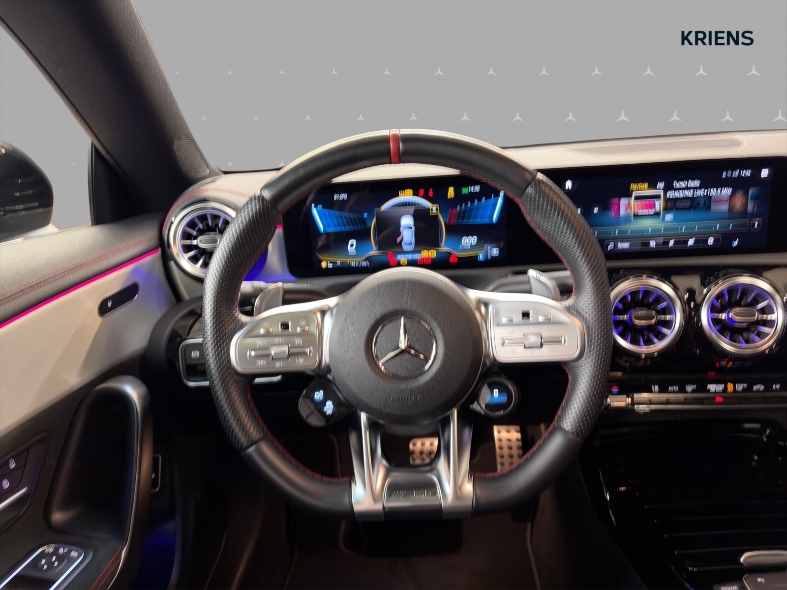 MERCEDES-BENZ CLA 35 4M - AMG / Multibeam LED / Rückfahrkamera / Panorama-Dach-image-9