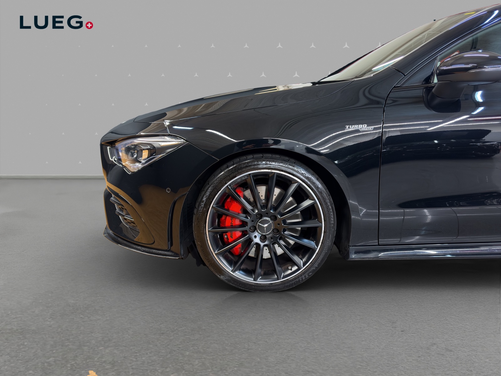 MERCEDES-BENZ CLA 35 4M - AMG / Multibeam LED / Rückfahrkamera / Panorama-Dach-image-6