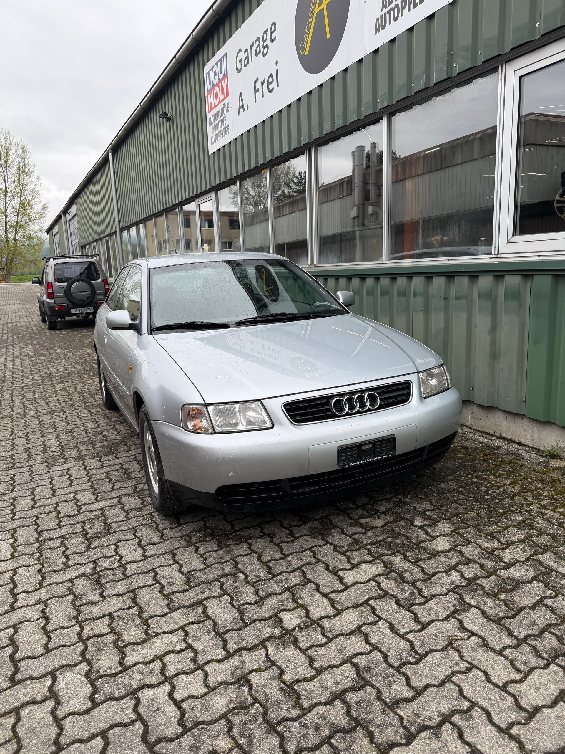 AUDI A3 1.6 Ambition-image-0