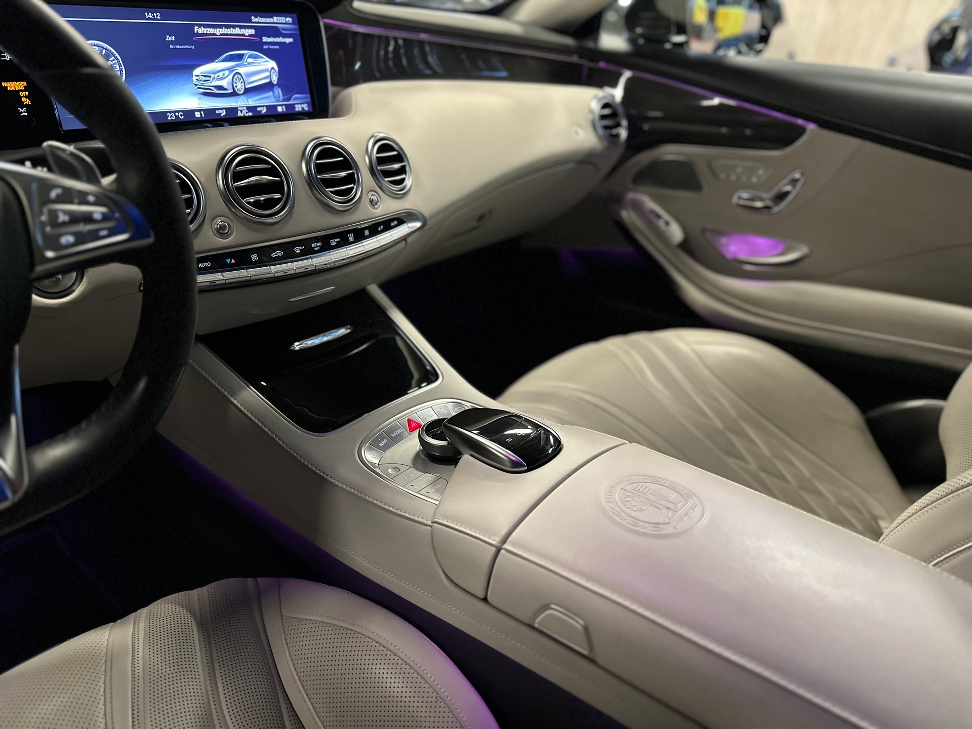 MERCEDES-BENZ S 63 AMG Coupé 4Matic Speedshift MCT / ** Keramik Bremsen / Carbon Paket / Burmester 3D **-image-18