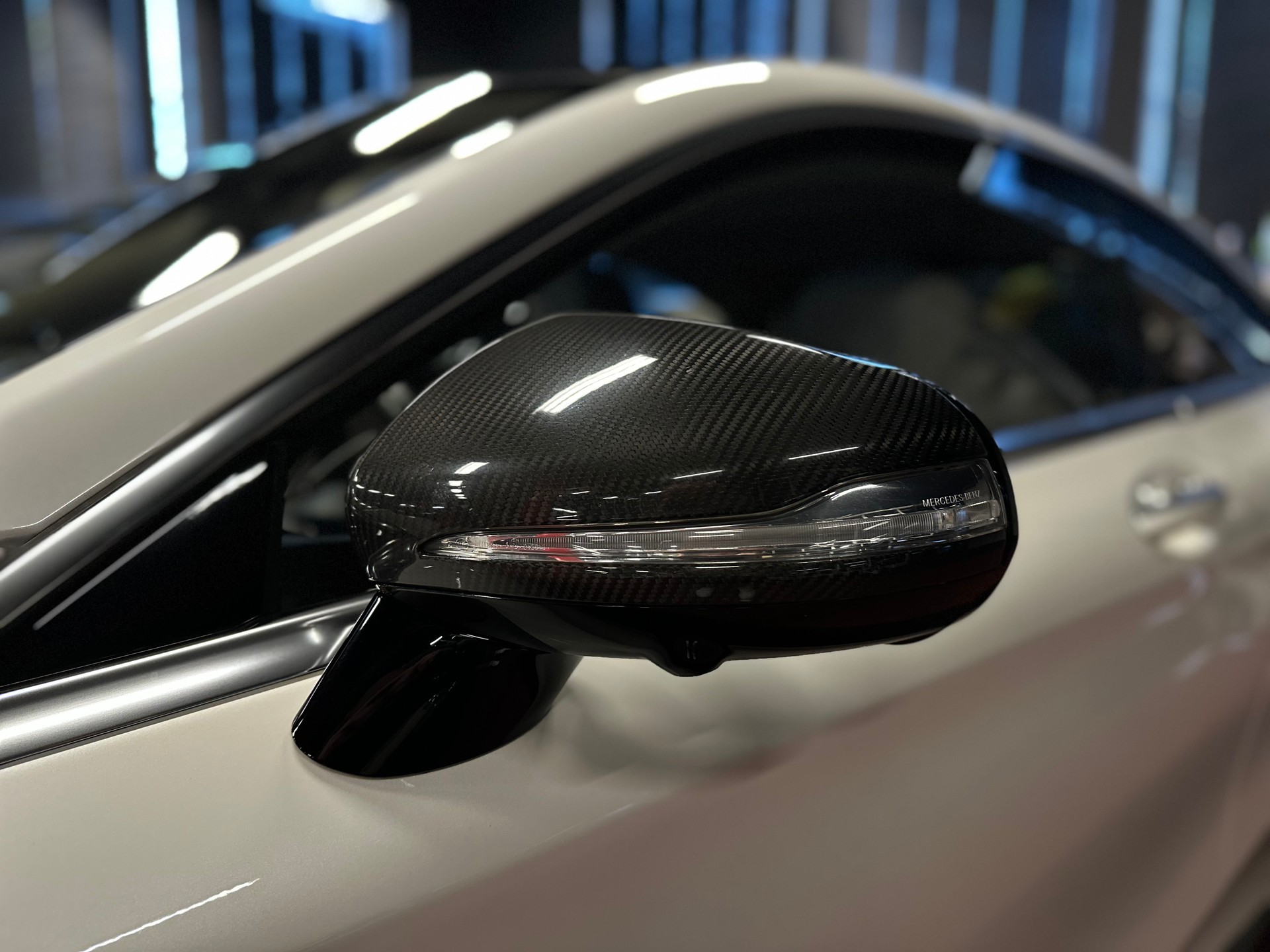 MERCEDES-BENZ S 63 AMG Coupé 4Matic Speedshift MCT / ** Keramik Bremsen / Carbon Paket / Burmester 3D **-image-11