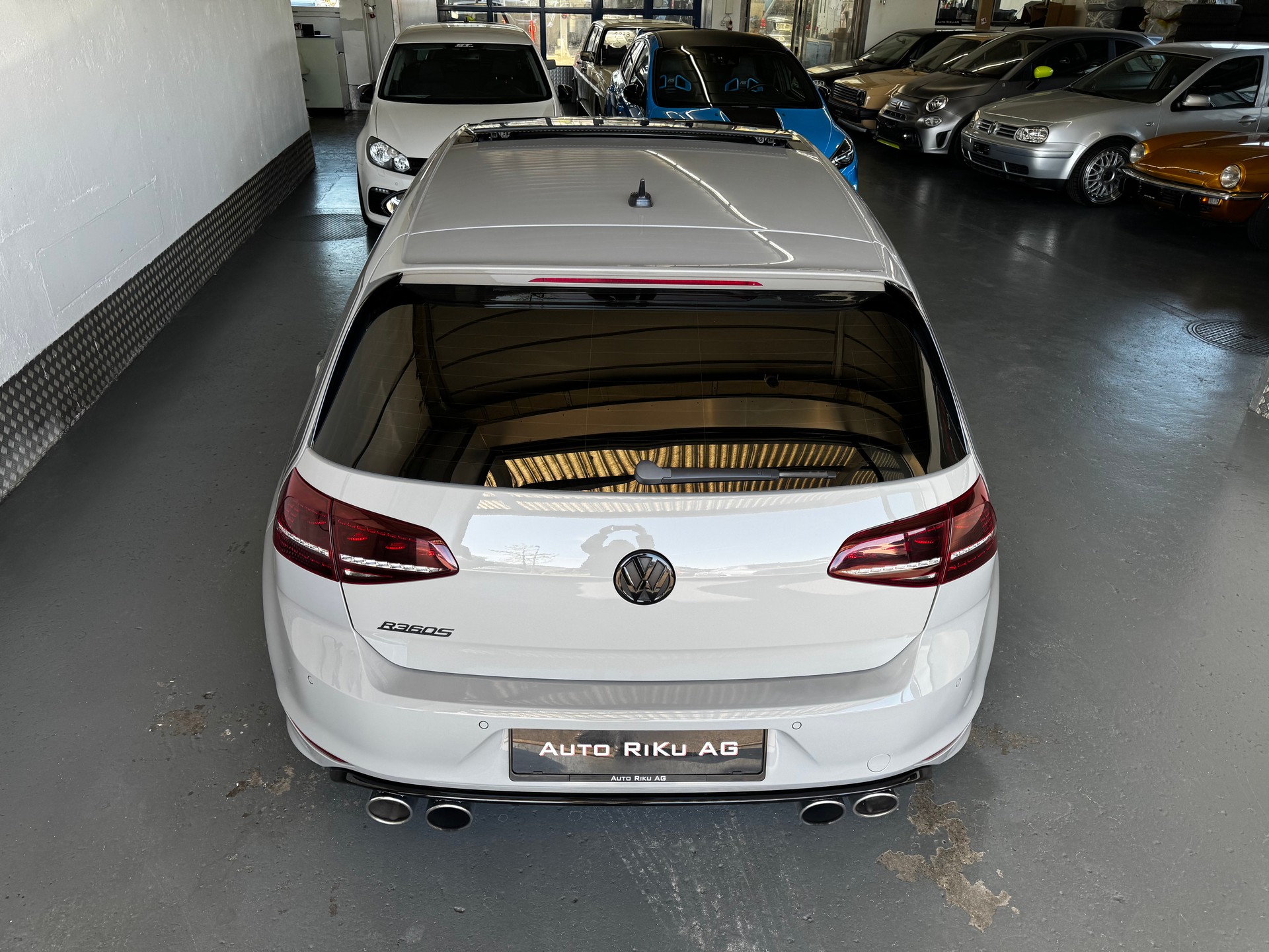 VW Golf 2.0 TSI R360S 4Motion DSG-image-10