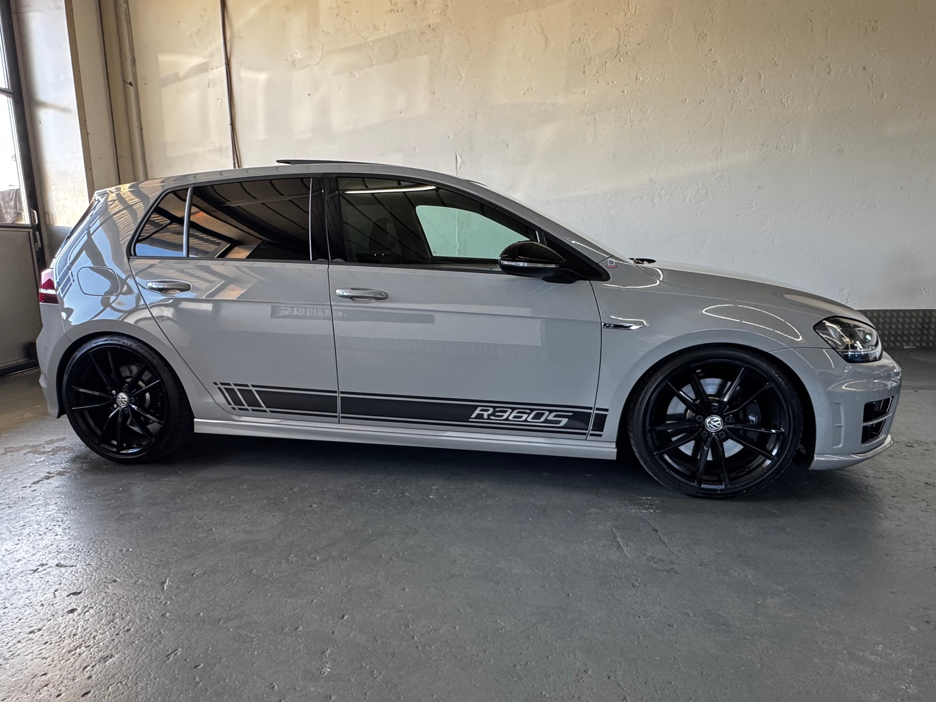 VW Golf 2.0 TSI R360S 4Motion DSG-image-7