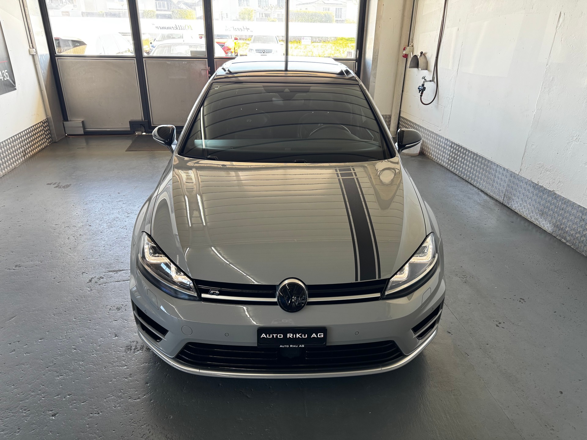VW Golf 2.0 TSI R360S 4Motion DSG-image-3