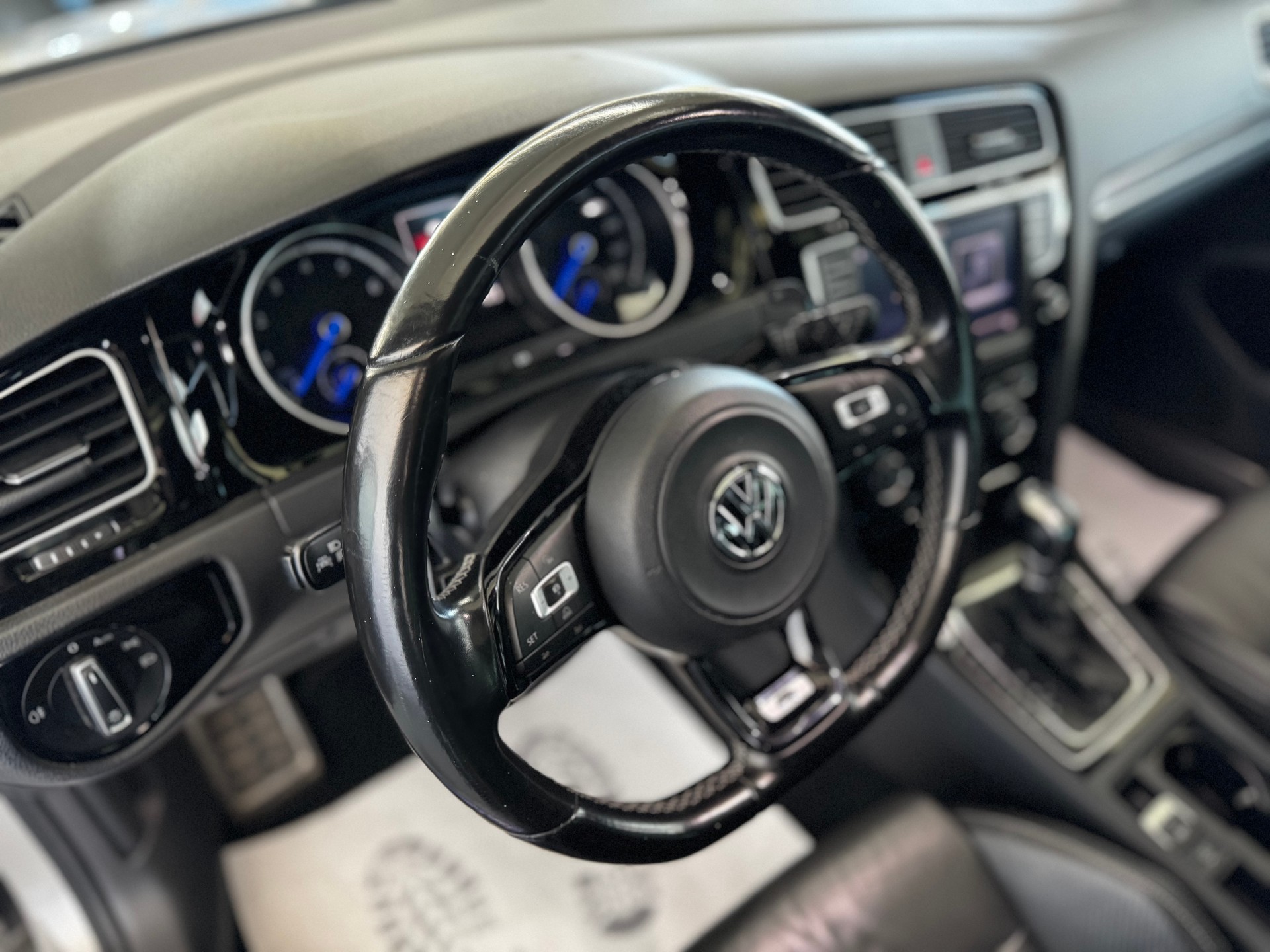 VW Golf 2.0 TSI R360S 4Motion DSG-image-12