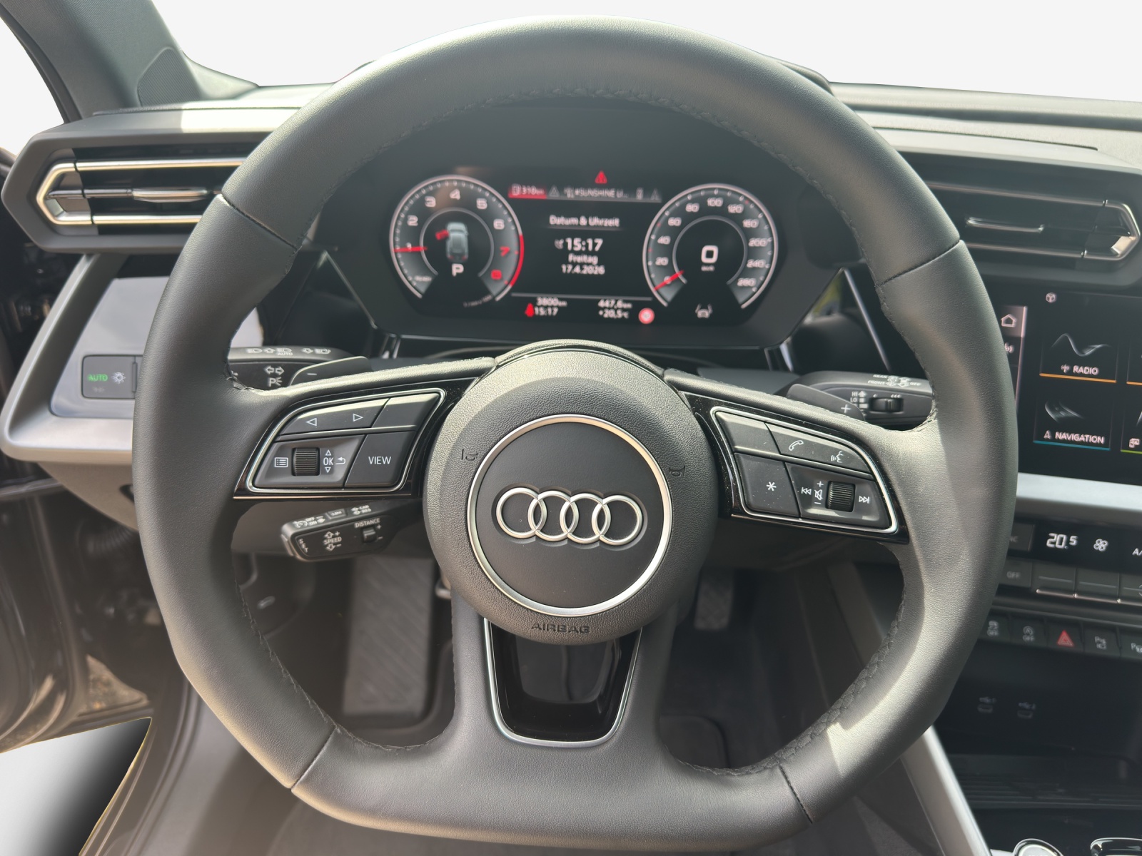 AUDI A3 Sportback 35 TFSI Attraction S-tronic-image-9