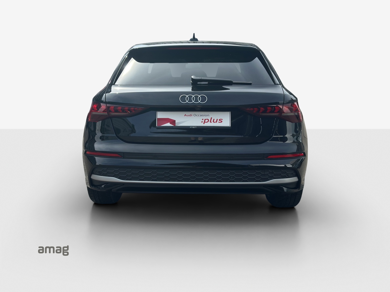 AUDI A3 Sportback 35 TFSI Attraction S-tronic-image-3