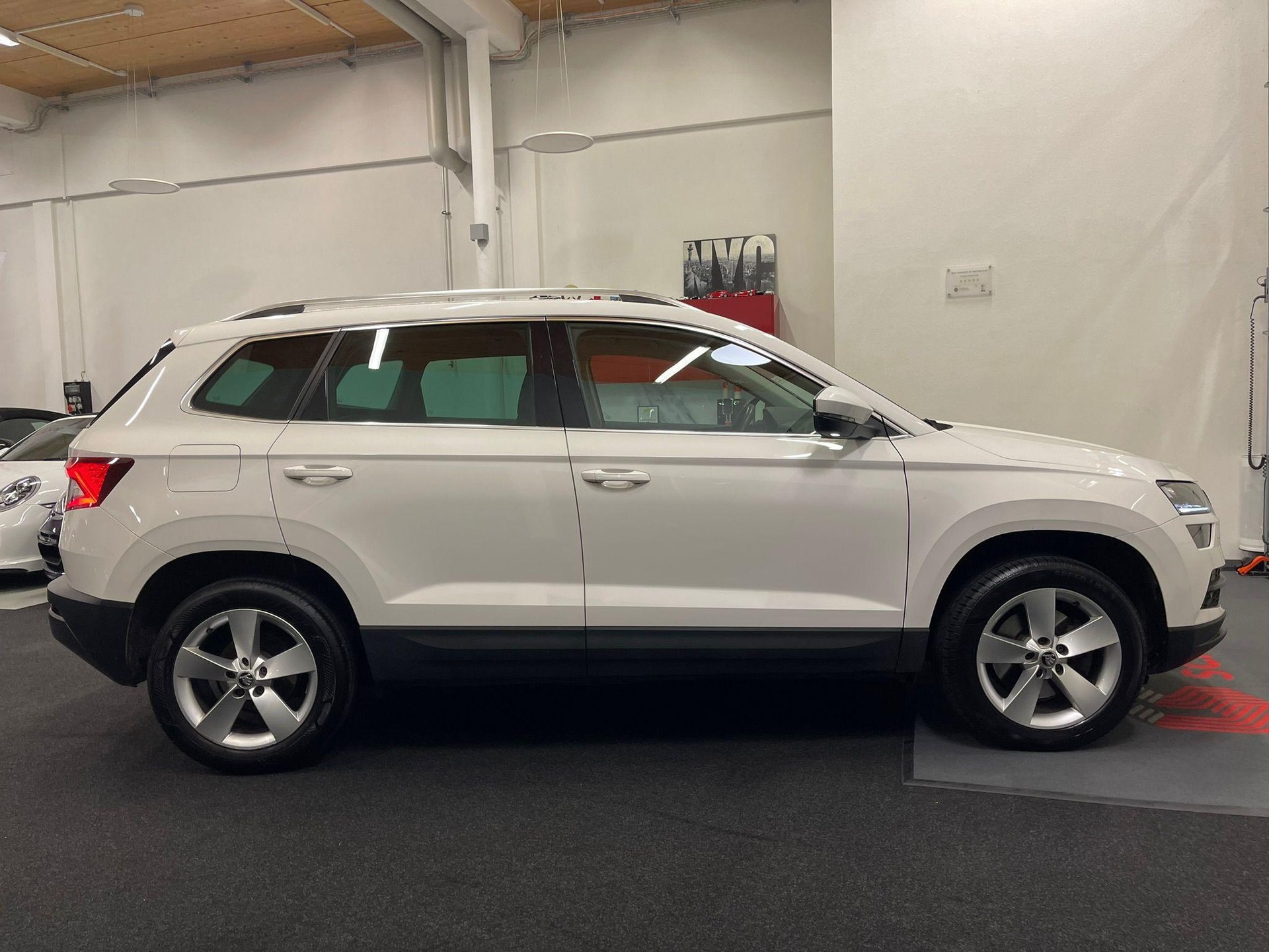 SKODA Karoq 1.5 TSI Style DSG-image-3
