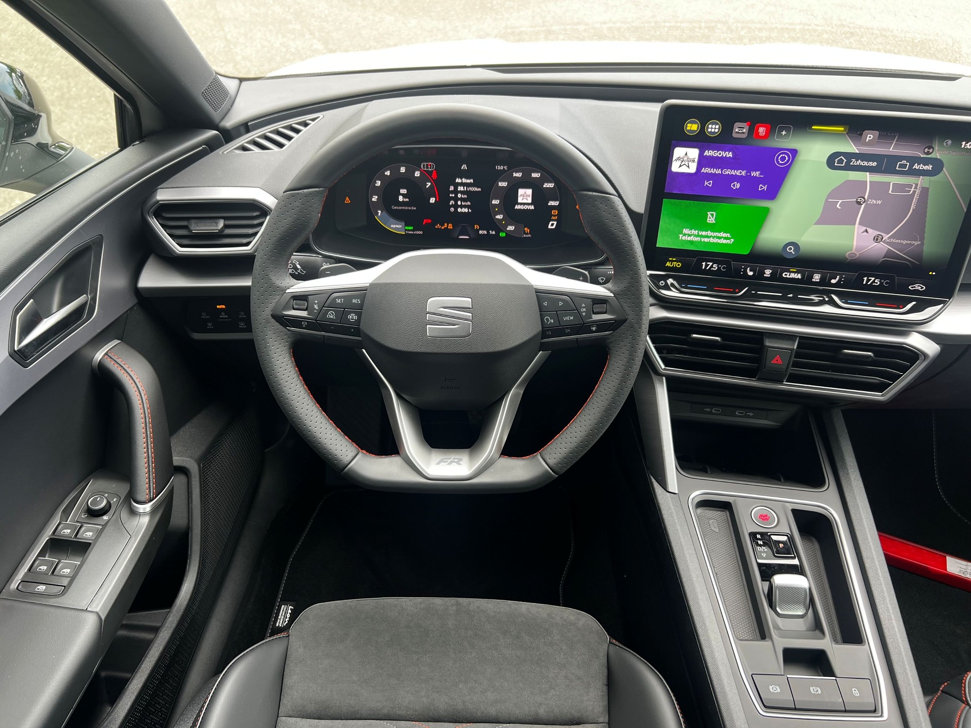 SEAT Leon 1.5 eTSI mHEV DSG 75 Edition-image-7