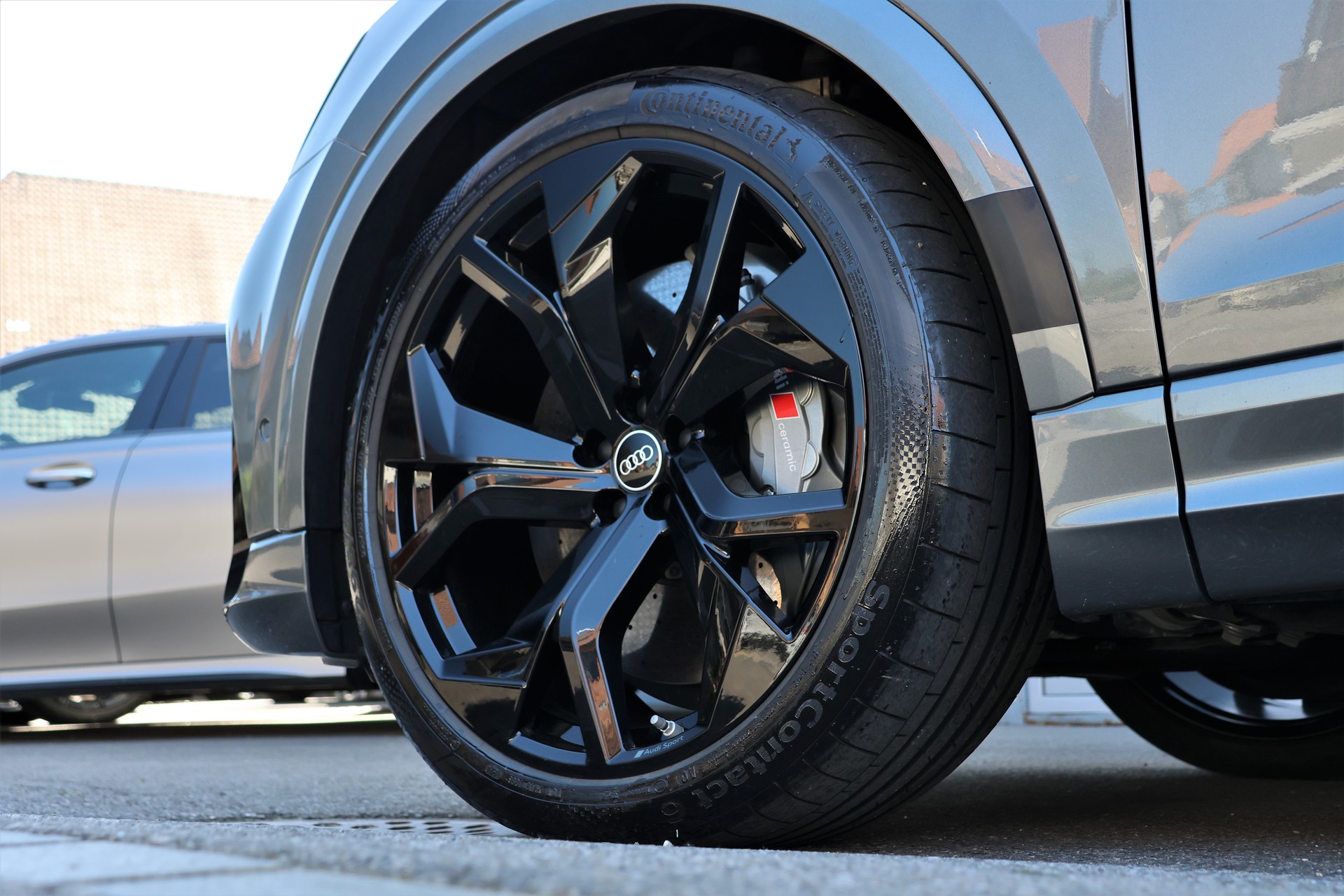AUDI RSQ8 quattro tiptronic (CH) + 3.5T AHK-image-7