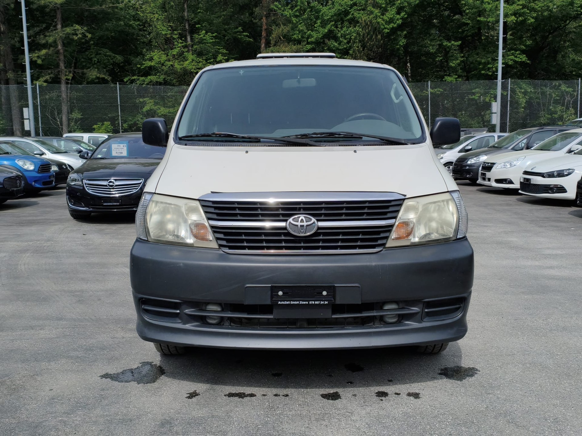 TOYOTA Hiace D-4D Kombi/Werk 4WD-image-0