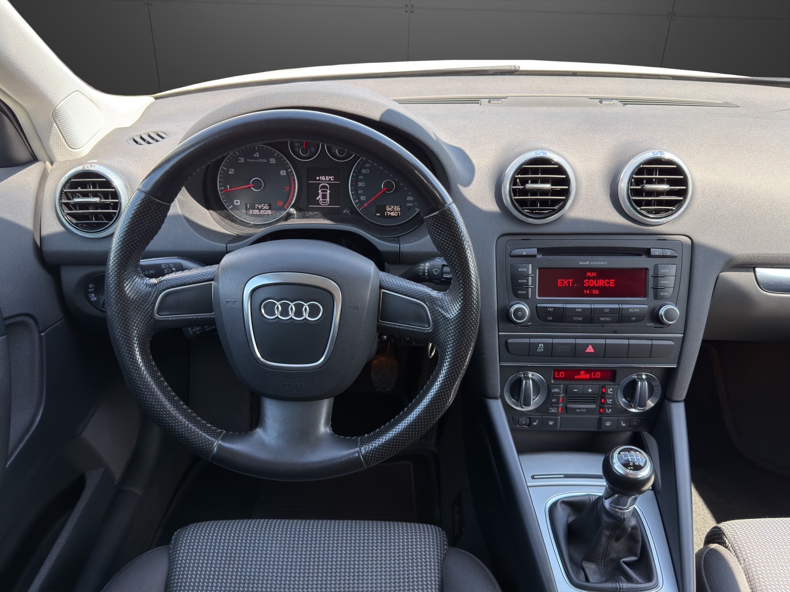 AUDI A3 Sportback 1.8 TFSI Attraction quattro / sicher unterwegs bei jedem Wetter-image-9