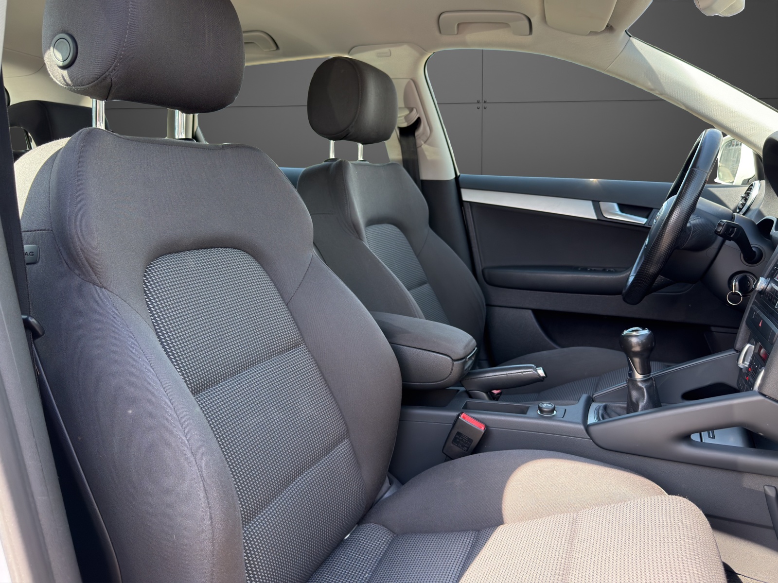 AUDI A3 Sportback 1.8 TFSI Attraction quattro / sicher unterwegs bei jedem Wetter-image-7
