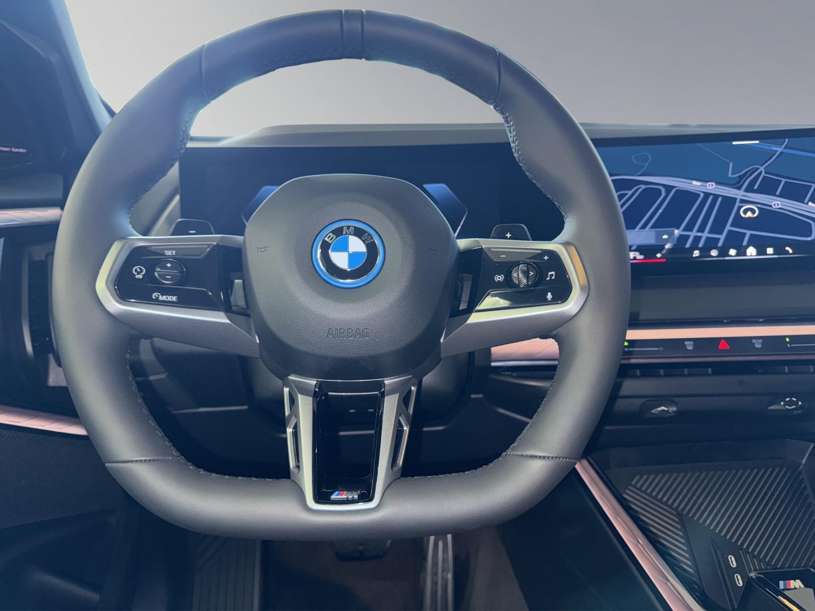 BMW X3 30e xDrive-image-11
