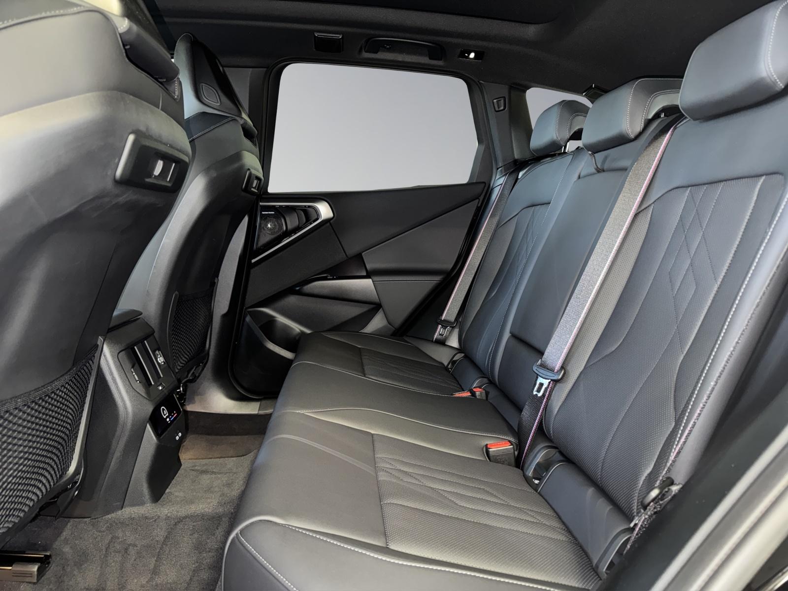 BMW X3 30e xDrive-image-9