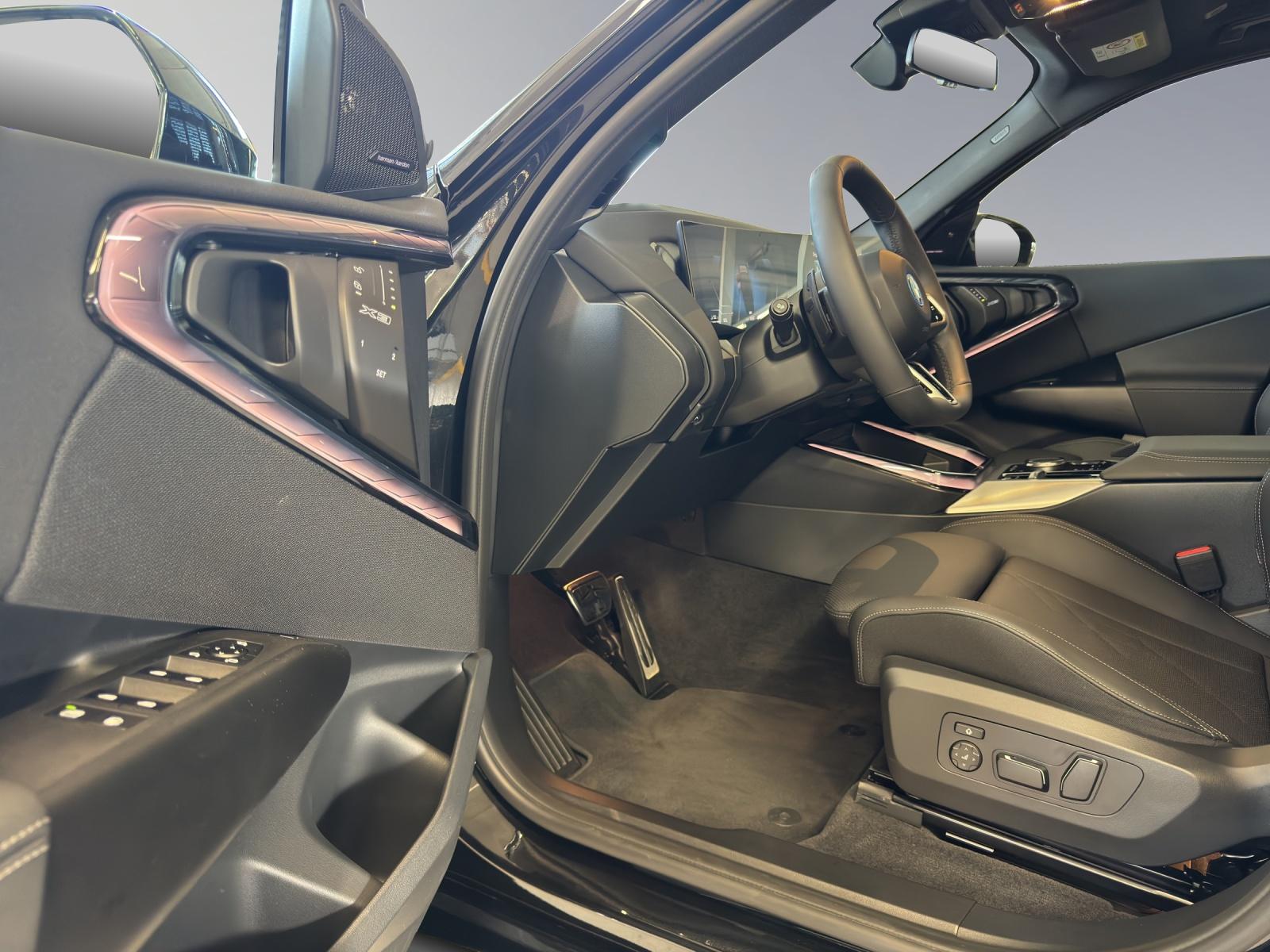 BMW X3 30e xDrive-image-5