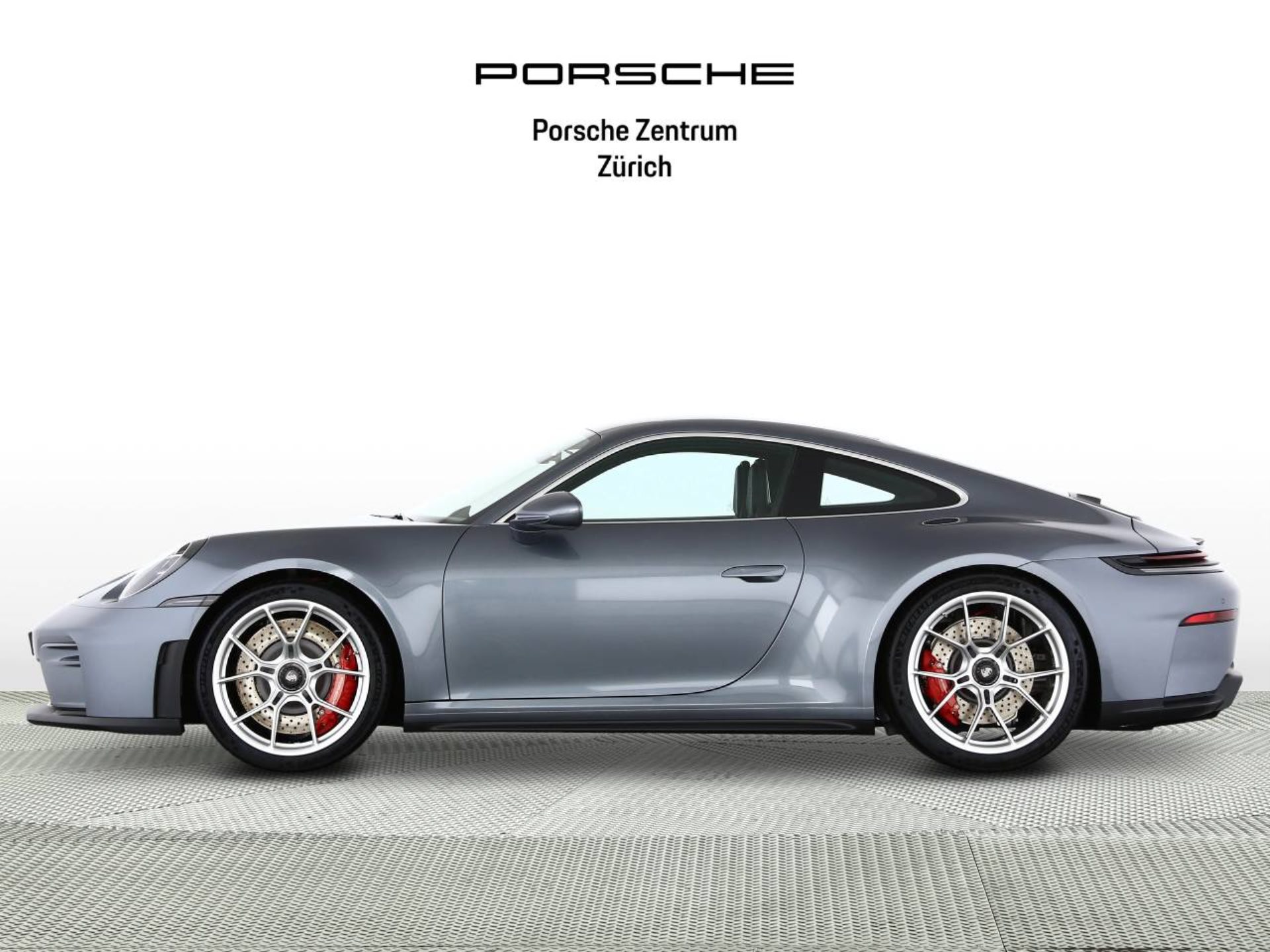 PORSCHE 911 GT3 mit Touring-Paket-showroom-element-1