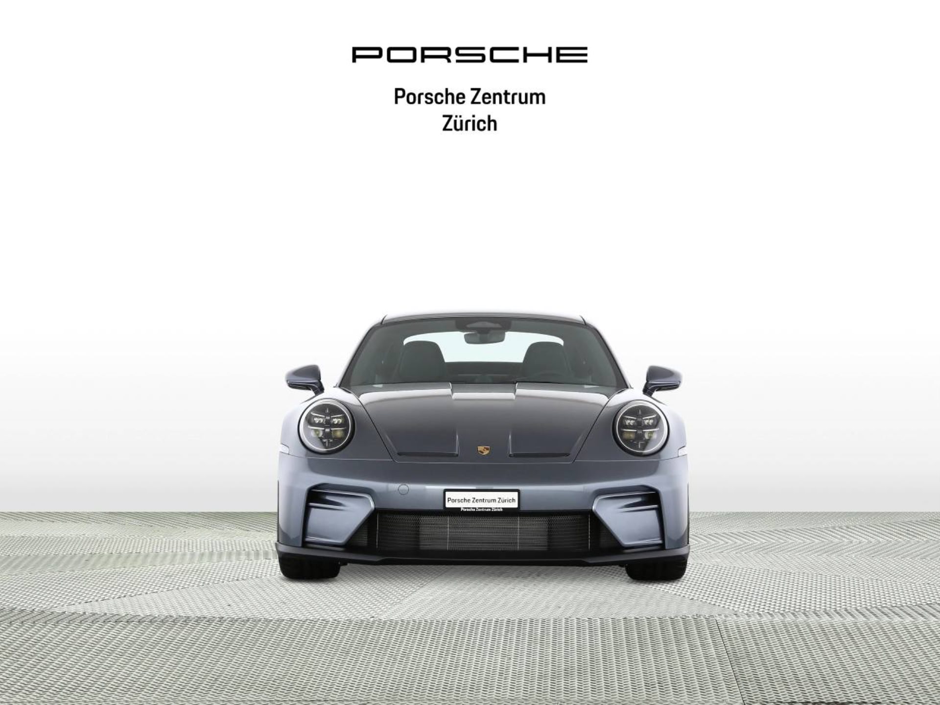 PORSCHE 911 GT3 mit Touring-Paket-image-6