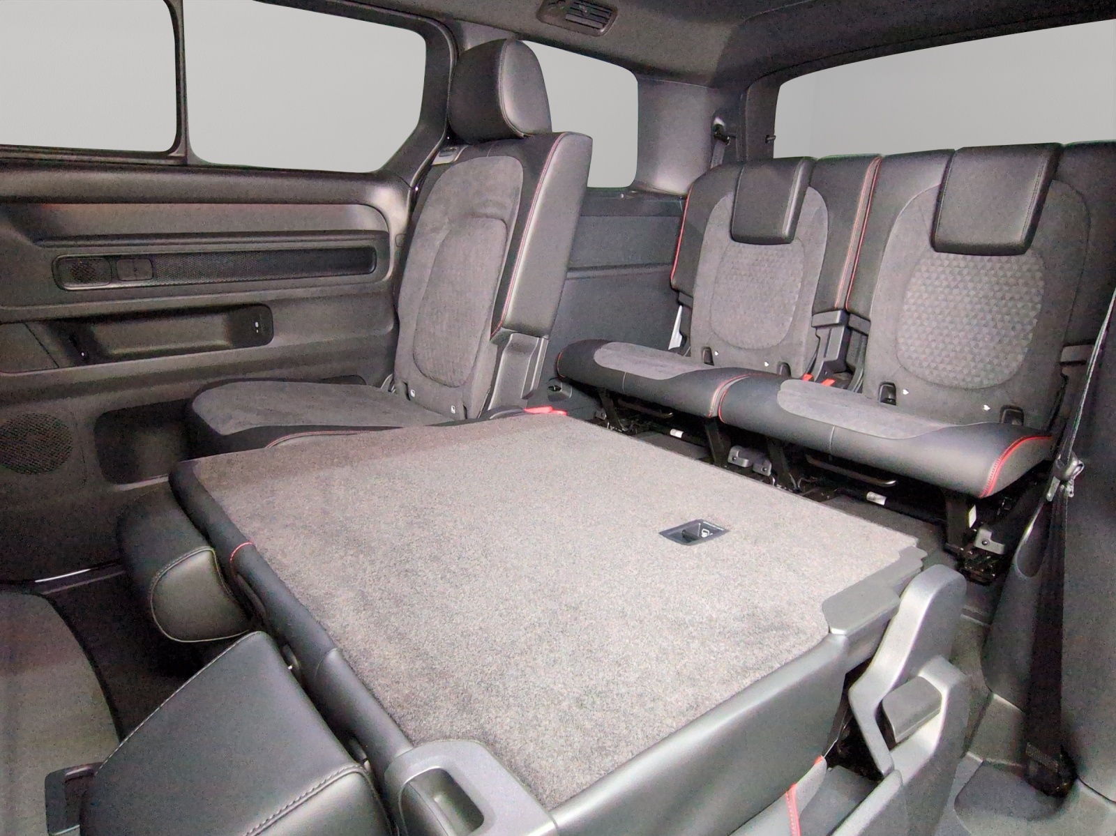 VW ID Buzz GTX LWB 4 Motion-image-8
