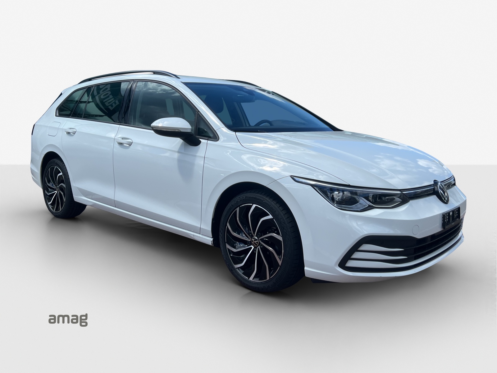 VW Golf Variant 1.5 eTSI mHEV Life-image-5