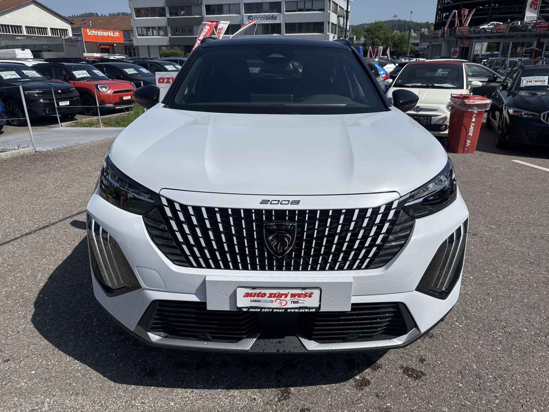 PEUGEOT 2008 1.2 145 MHEV GT Automat-image-13