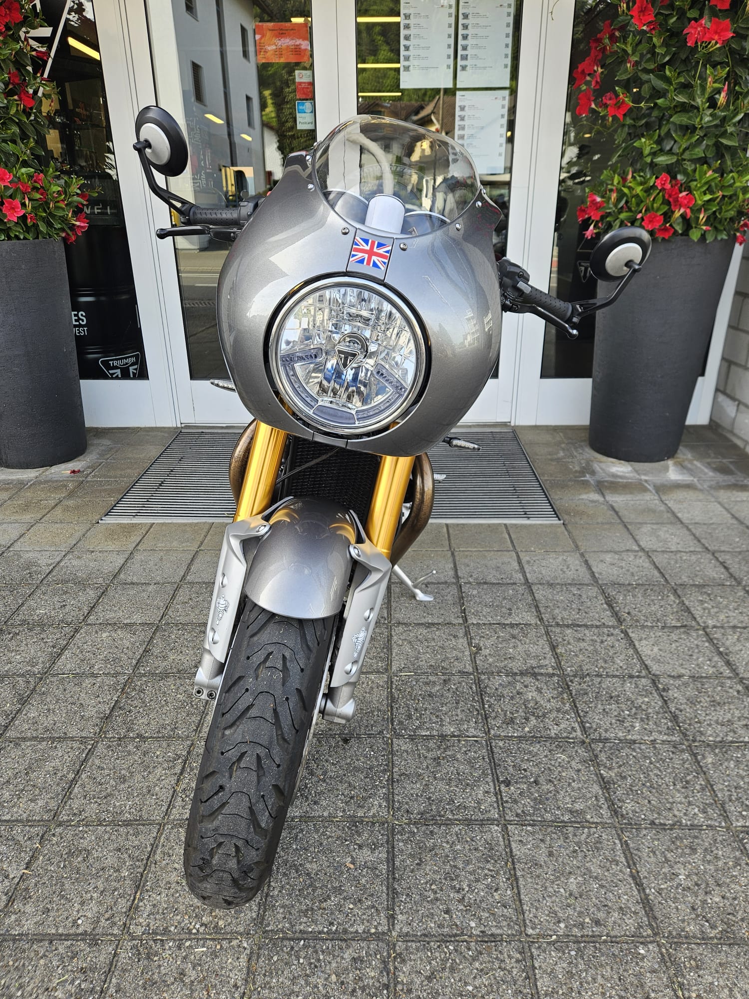 TRIUMPH Thruxton R 1200 i ABS-image-5