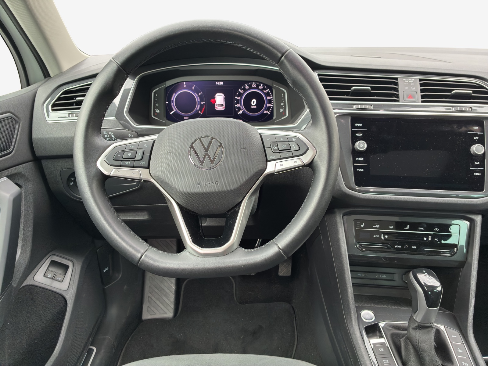 VW Tiguan 1.4TSI PHEV Elegance DSG-image-9