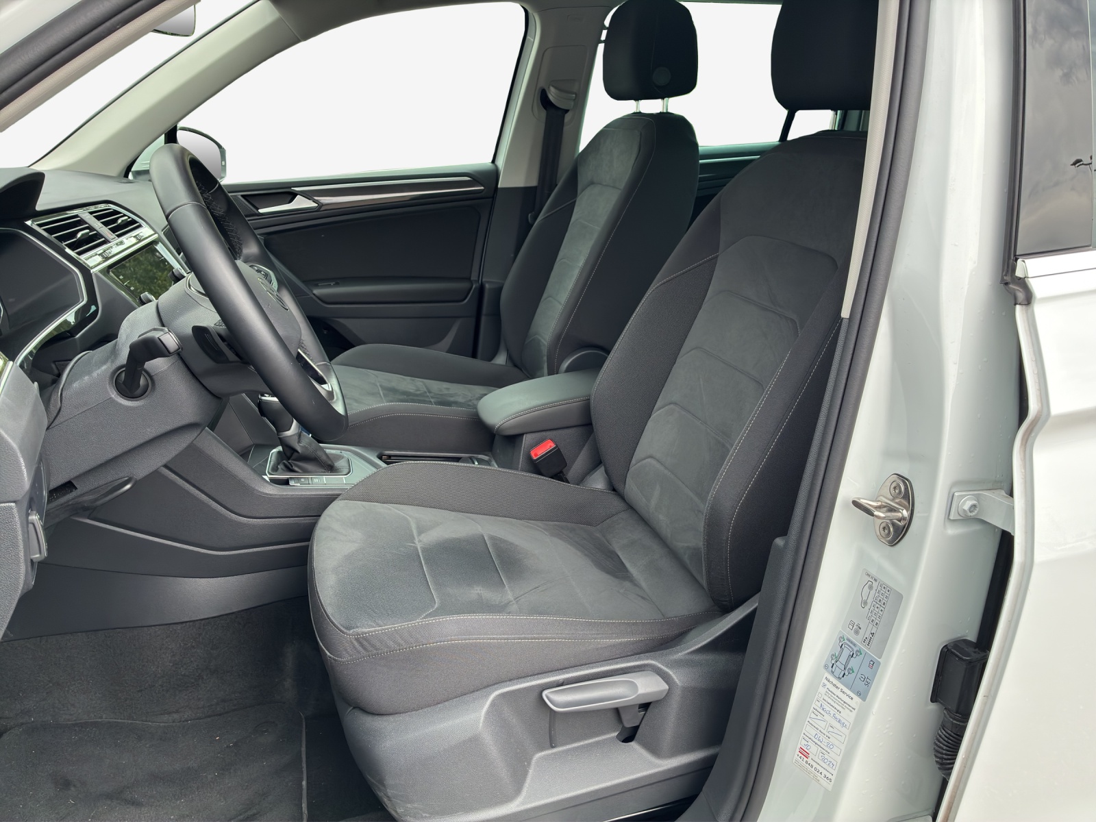 VW Tiguan 1.4TSI PHEV Elegance DSG-image-7