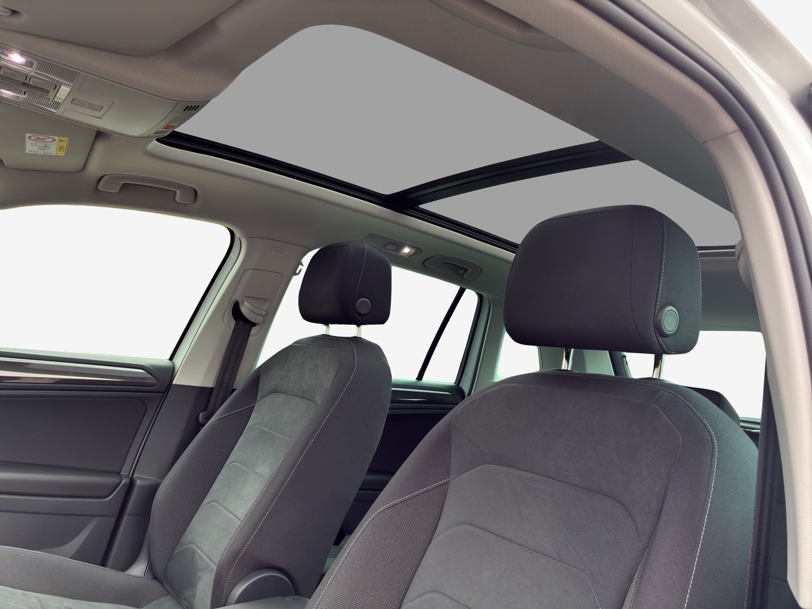 VW Tiguan 1.4TSI PHEV Elegance DSG-image-15