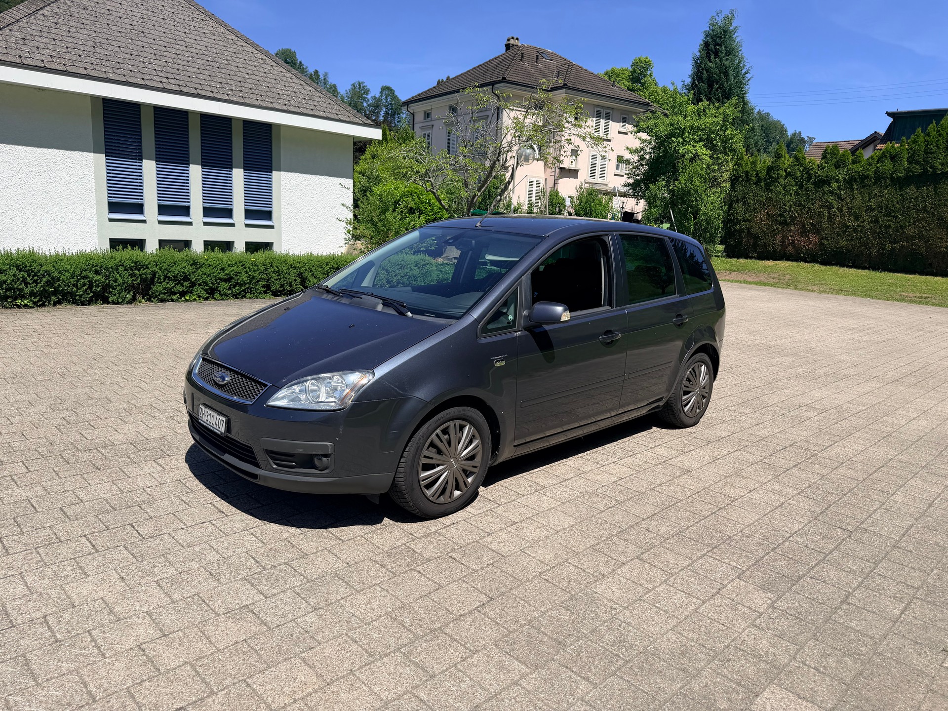 FORD Focus C-Max 2.0 Trend-showroom-element-1