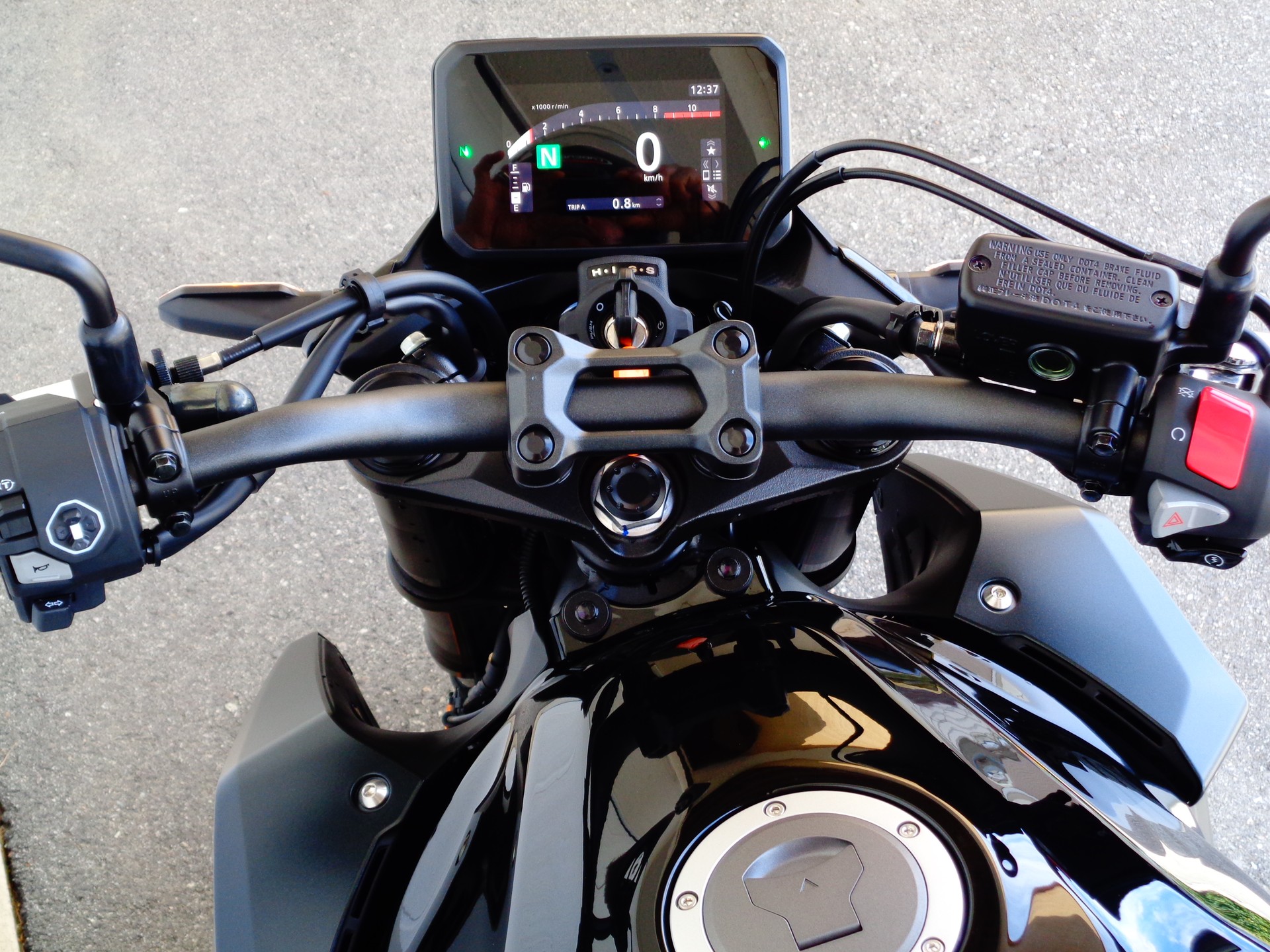 HONDA CB 500 Hornet E-Clutch-image-4