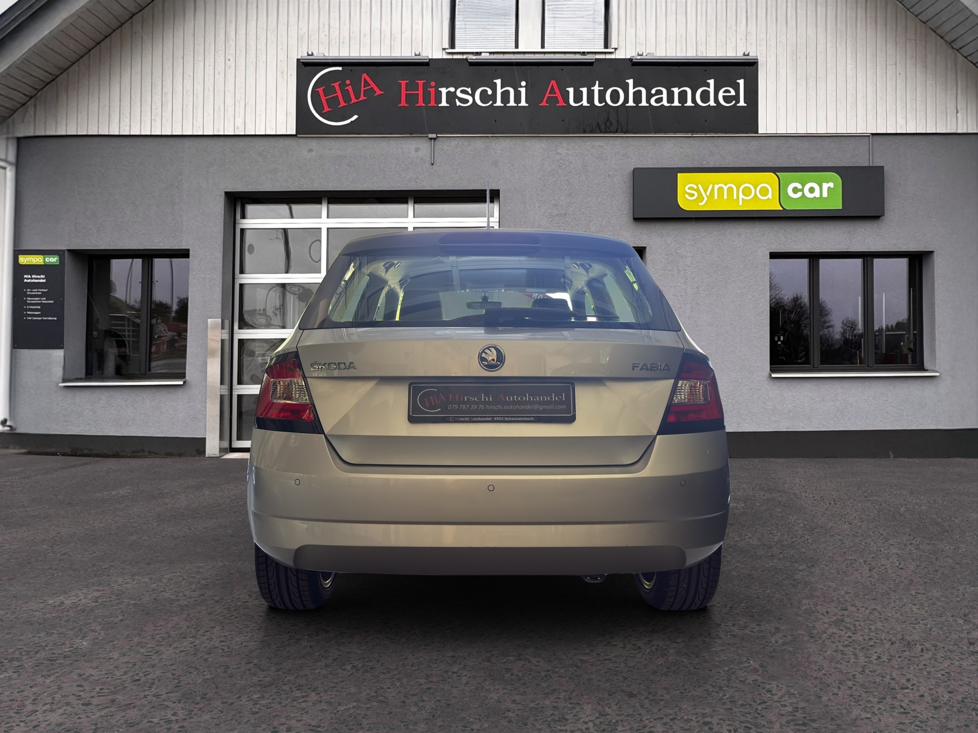 SKODA Fabia 1.0 TSI Ambition-image-8