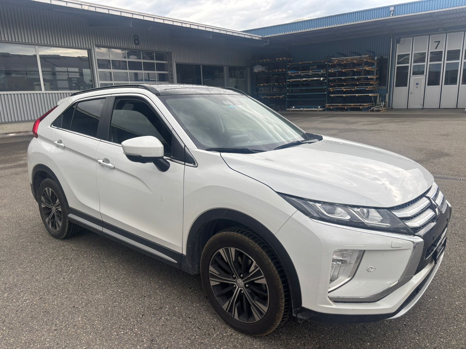 MITSUBISHI Eclipse Cross 1.5 T-Mivec Value 4WD CVT-image-2