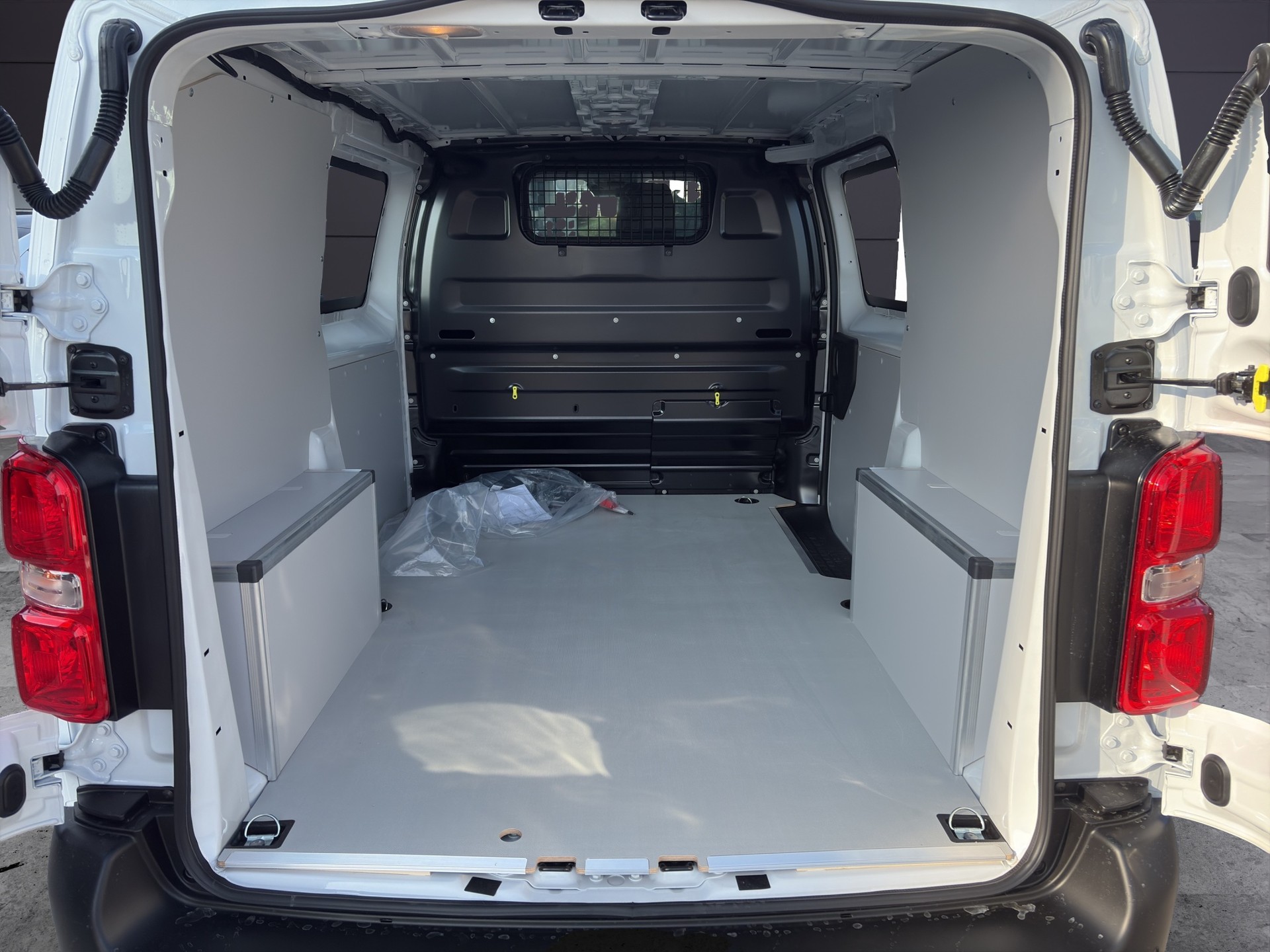 CITROEN Jumpy 2.2 BHDI M A8 First-image-9