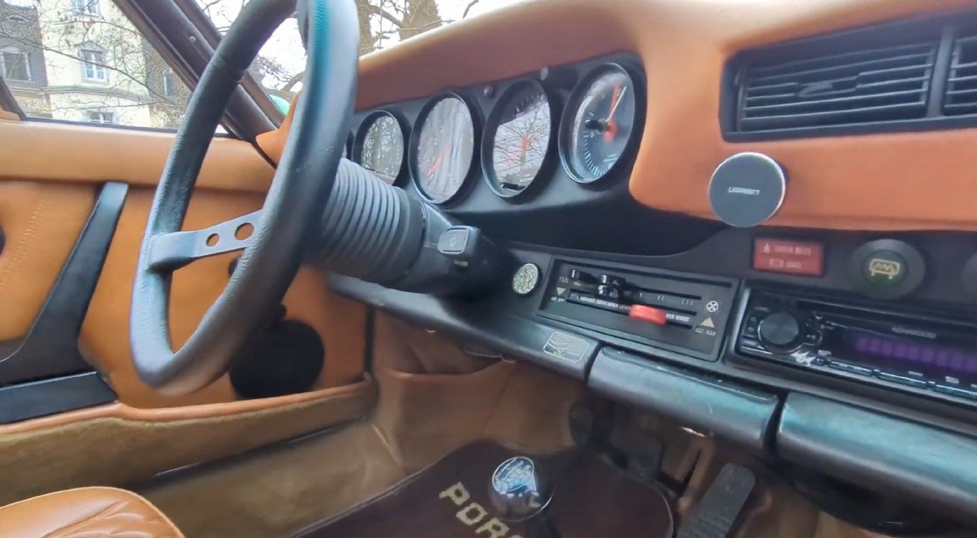 PORSCHE SC Targa-image-12