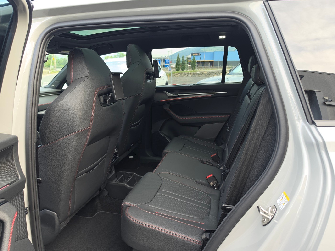 SKODA Kodiaq 2.0 TSI RS 4x4-image-9
