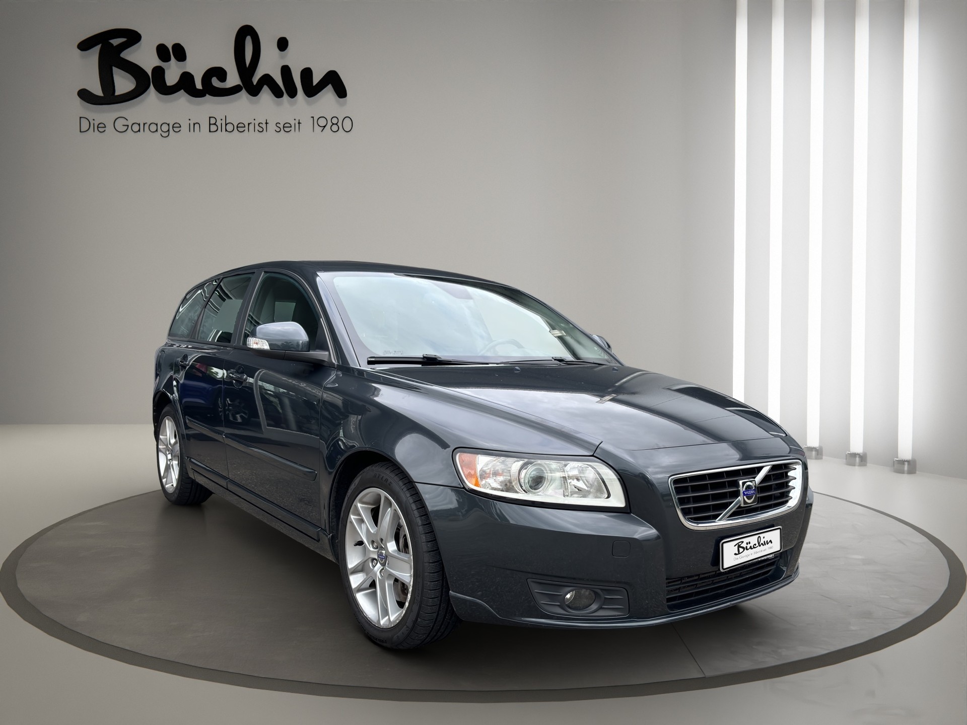 VOLVO V50 2.0D Momentum Powershift-image-0