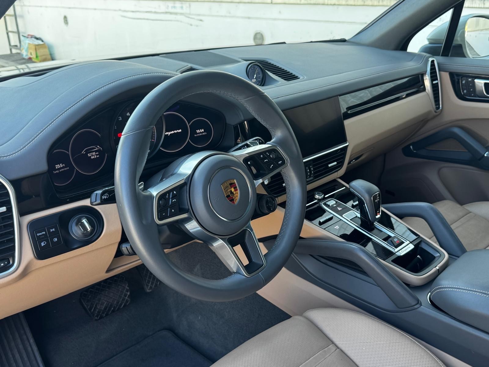 PORSCHE Cayenne E-Hybrid Platinum Edition-image-8