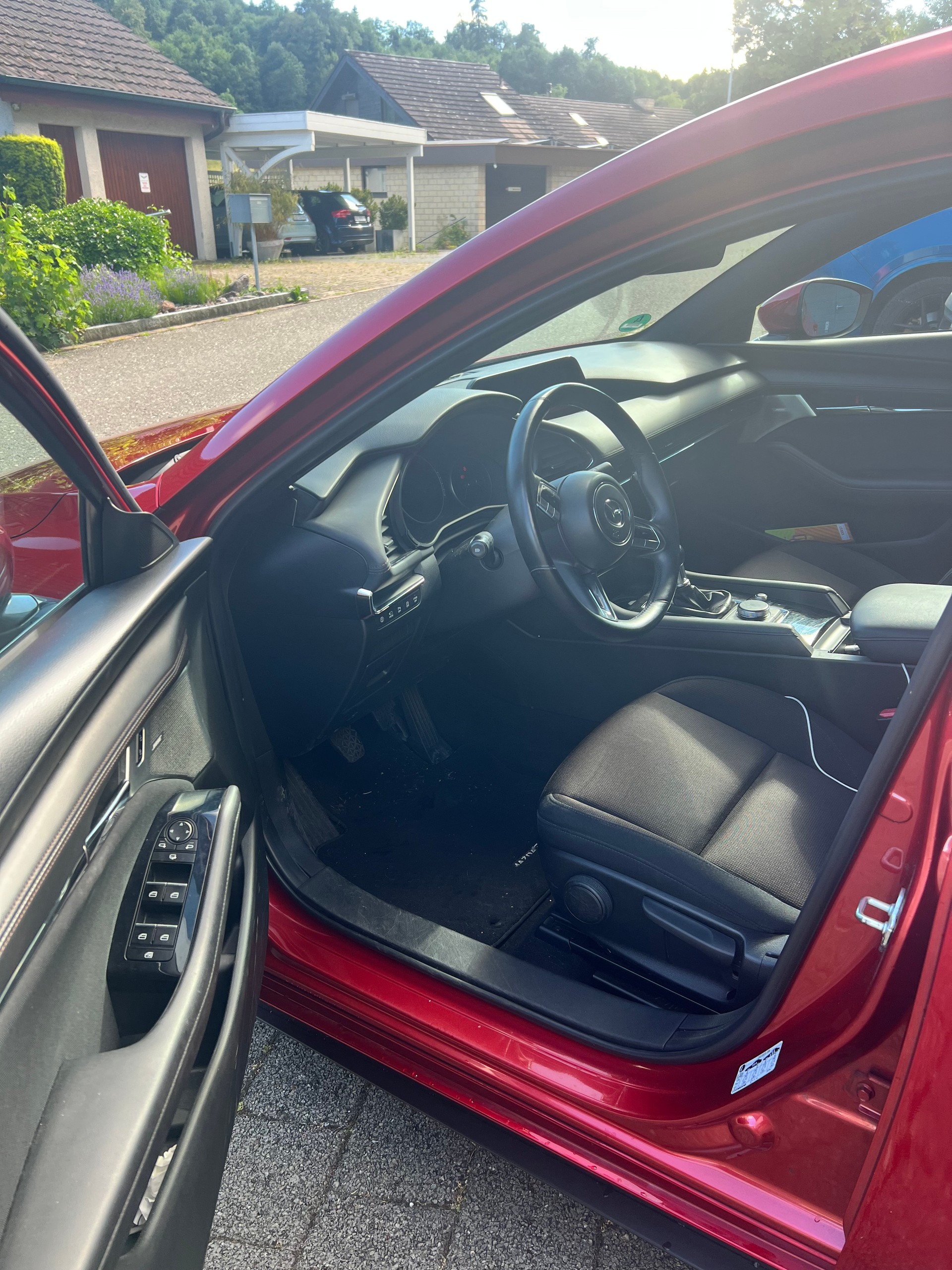 MAZDA 2.0 180 Revolution-image-3