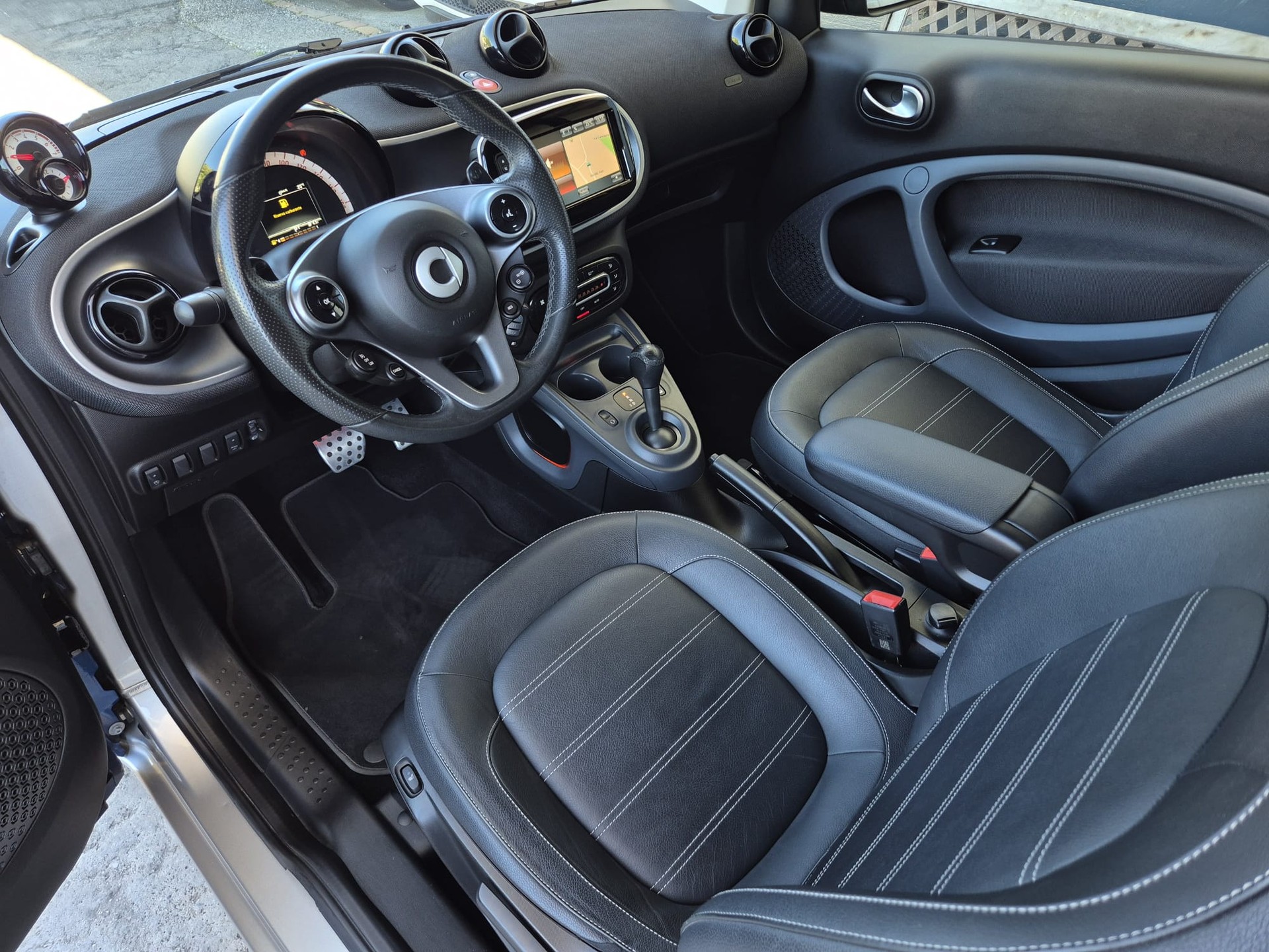 SMART fortwo prime twinmatic-image-10
