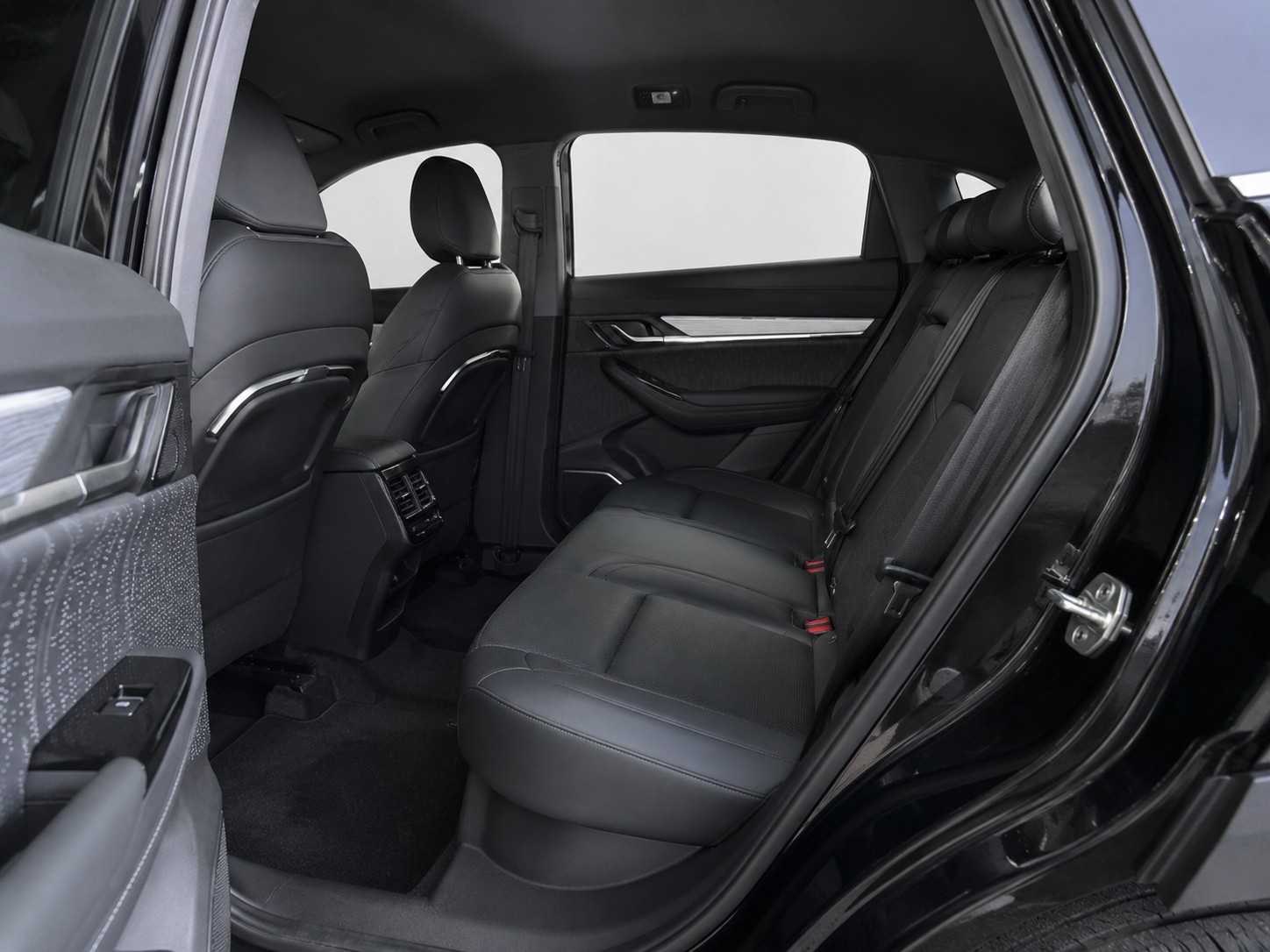JAC JS6 1.5 PHEV-image-2