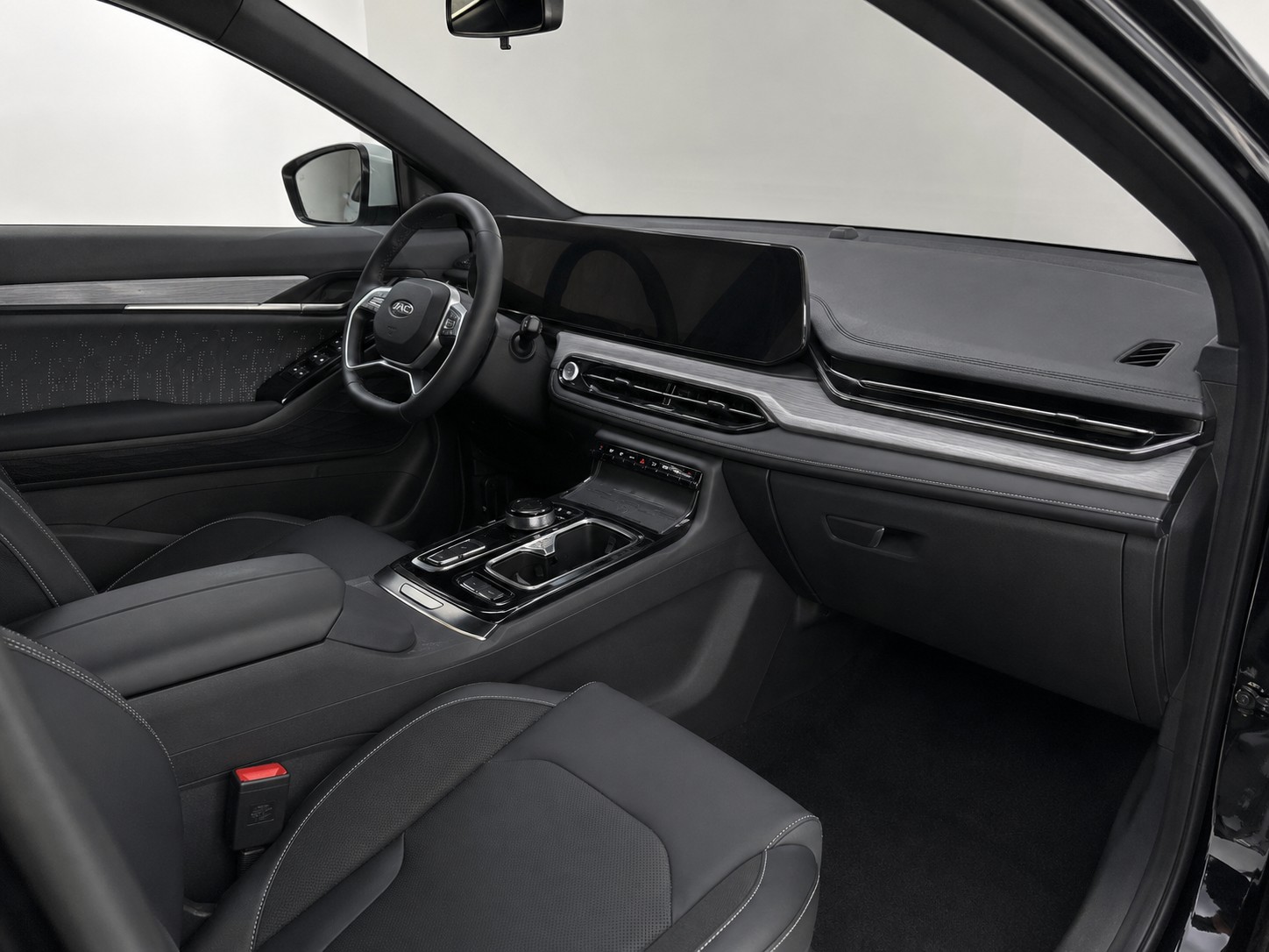JAC JS6 1.5 PHEV-image-1