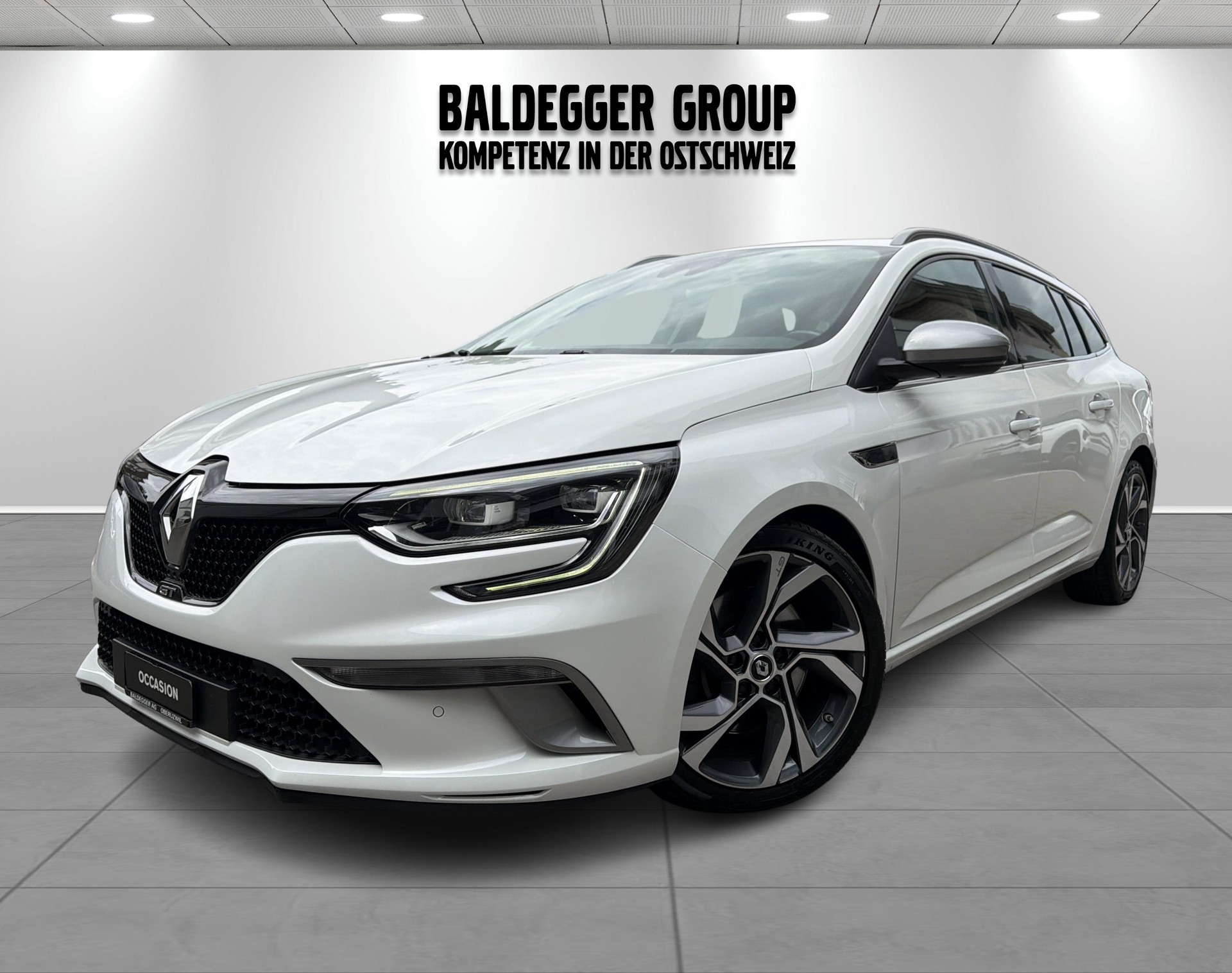 RENAULT Mégane Grandtour 1.6 TCe 205 GT-image-0