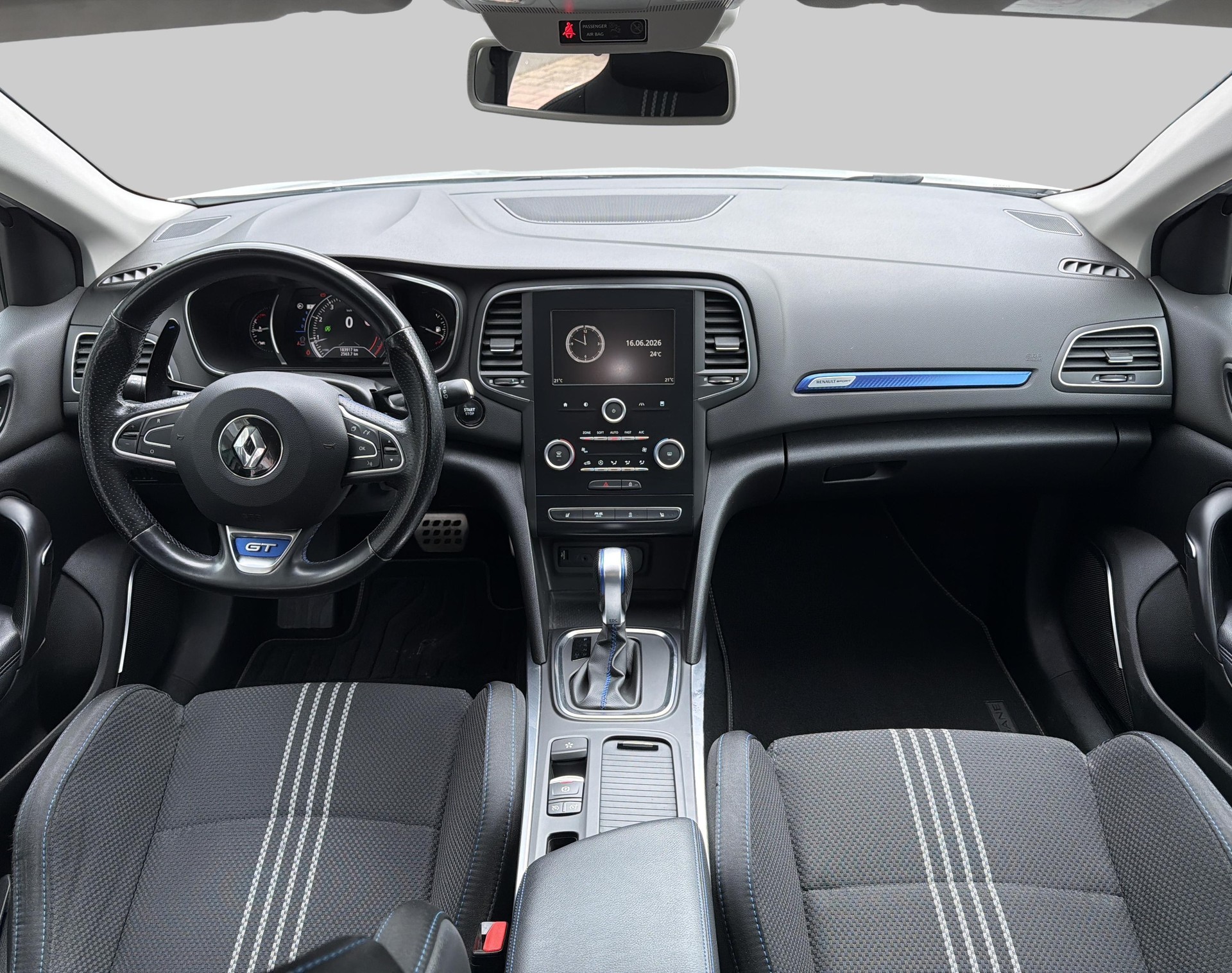 RENAULT Mégane Grandtour 1.6 TCe 205 GT-image-8
