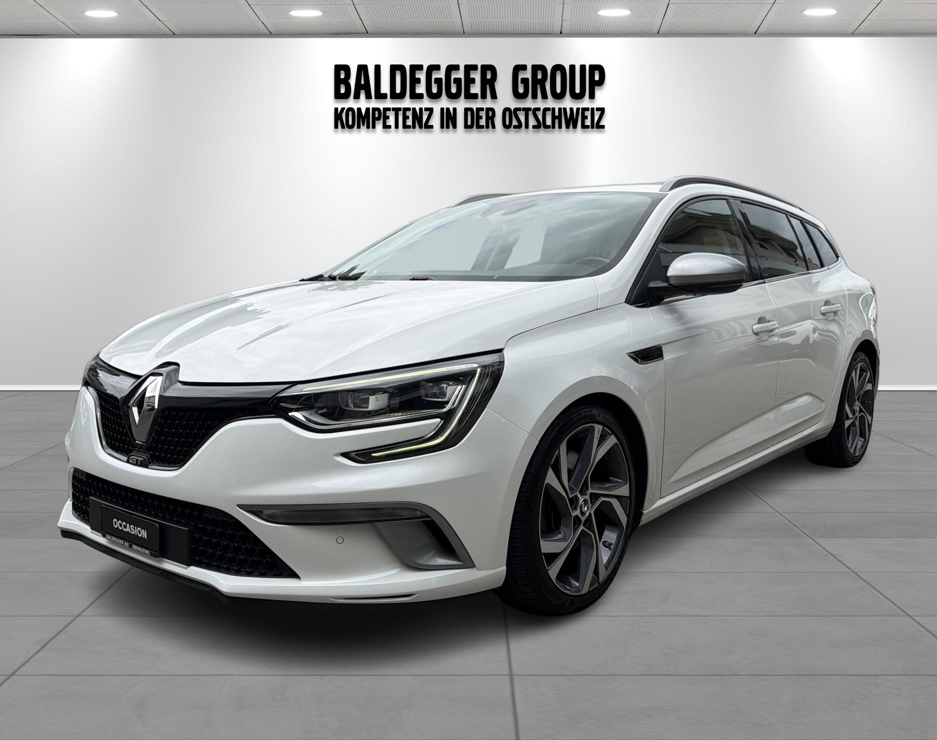 RENAULT Mégane Grandtour 1.6 TCe 205 GT-image-5