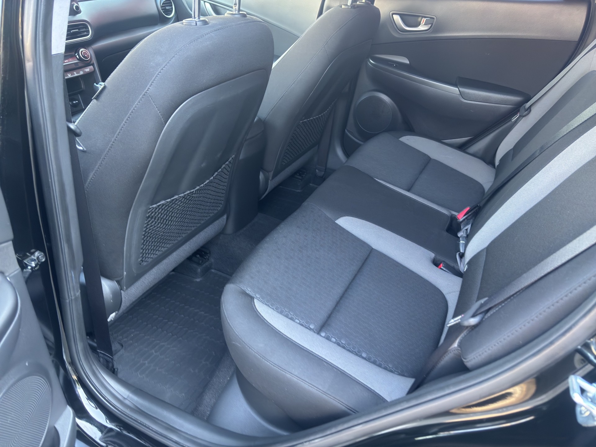 HYUNDAI Kona 1.6 T-GDi Launch 4WD DCT-image-10