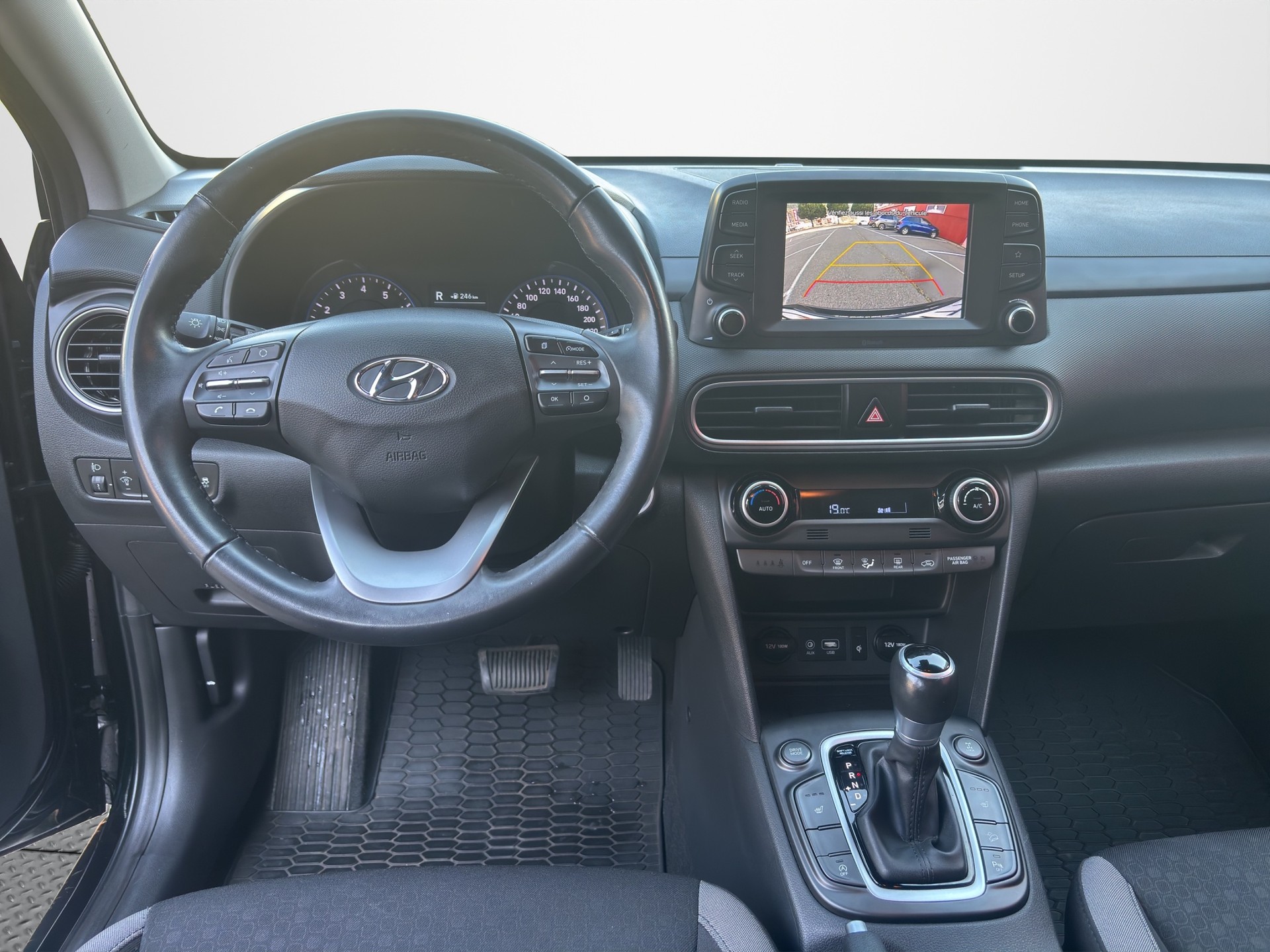 HYUNDAI Kona 1.6 T-GDi Launch 4WD DCT-image-11